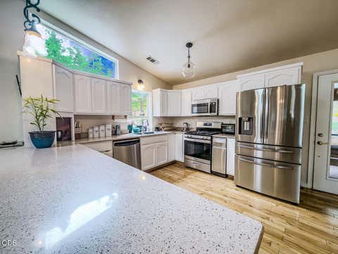 Tiny photo for 11550 Simpson Canyon Road, Klamath Falls, OR 97601 (MLS # 220223729)