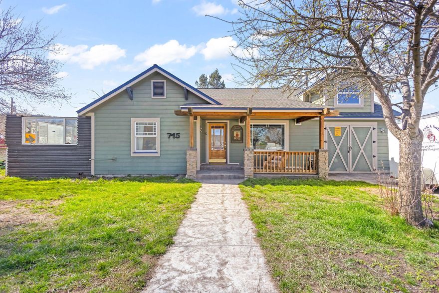 Charming Fixer Upper with Endless Potential! Nestled in a prime neighborhood, this 5-bedroom (county record shows 3 bedrooms), 2,491 sq ft home beckons with its
captivating built-ins & arched doorways. With ample space and timeless charm, this property offers a canvas for your creativity. Located on a large .20 acre lot w/covered
patio, and deck off the primary, alley access & convenient location. The main floor has 2 bedrooms and a full bath as well as living room, large kitchen, laundry and family
room. Upstairs has so much potential to finish off 3 more bedrooms and make it your own or use 2 as bedrooms & have a large game/bonus room.
Whether you're seeking your dream home or a savvy investment opportunity, don't miss out on the chance to unlock the hidden gem within this charming fixer upper.
Schedule a showing today and seize the opportunity to make it your own! Home being sold as-is.