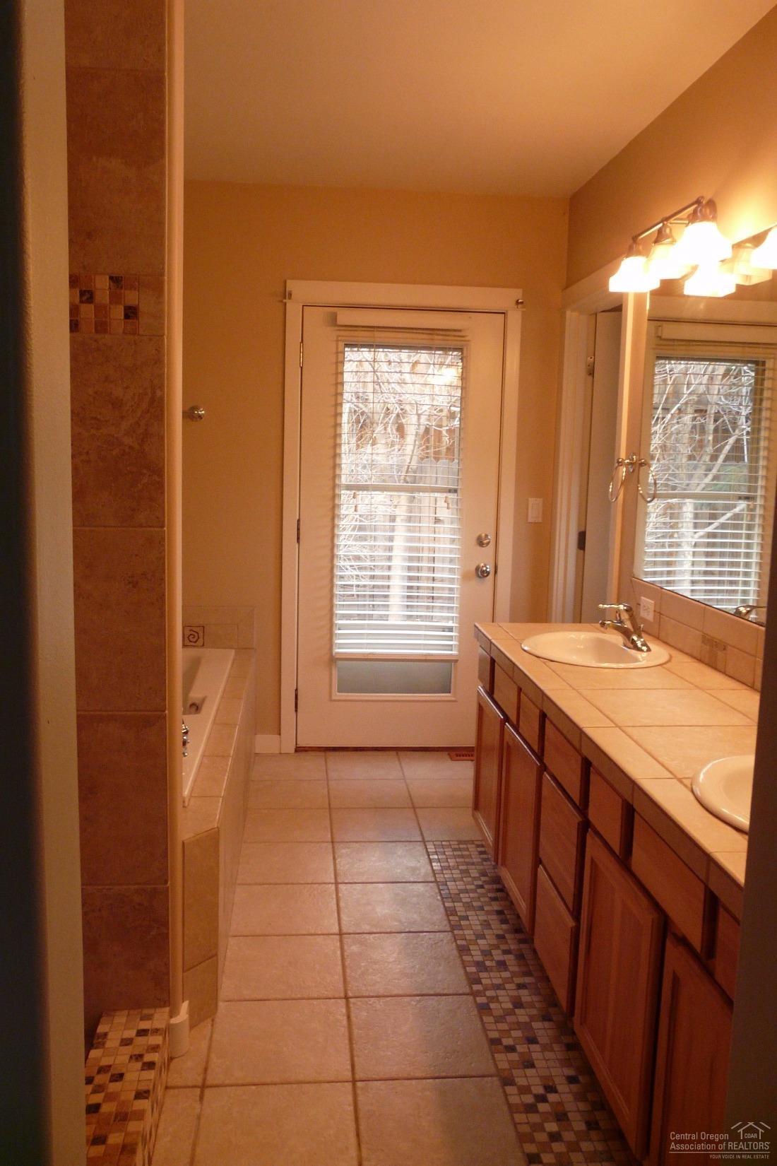 Barton Crossing - Residential