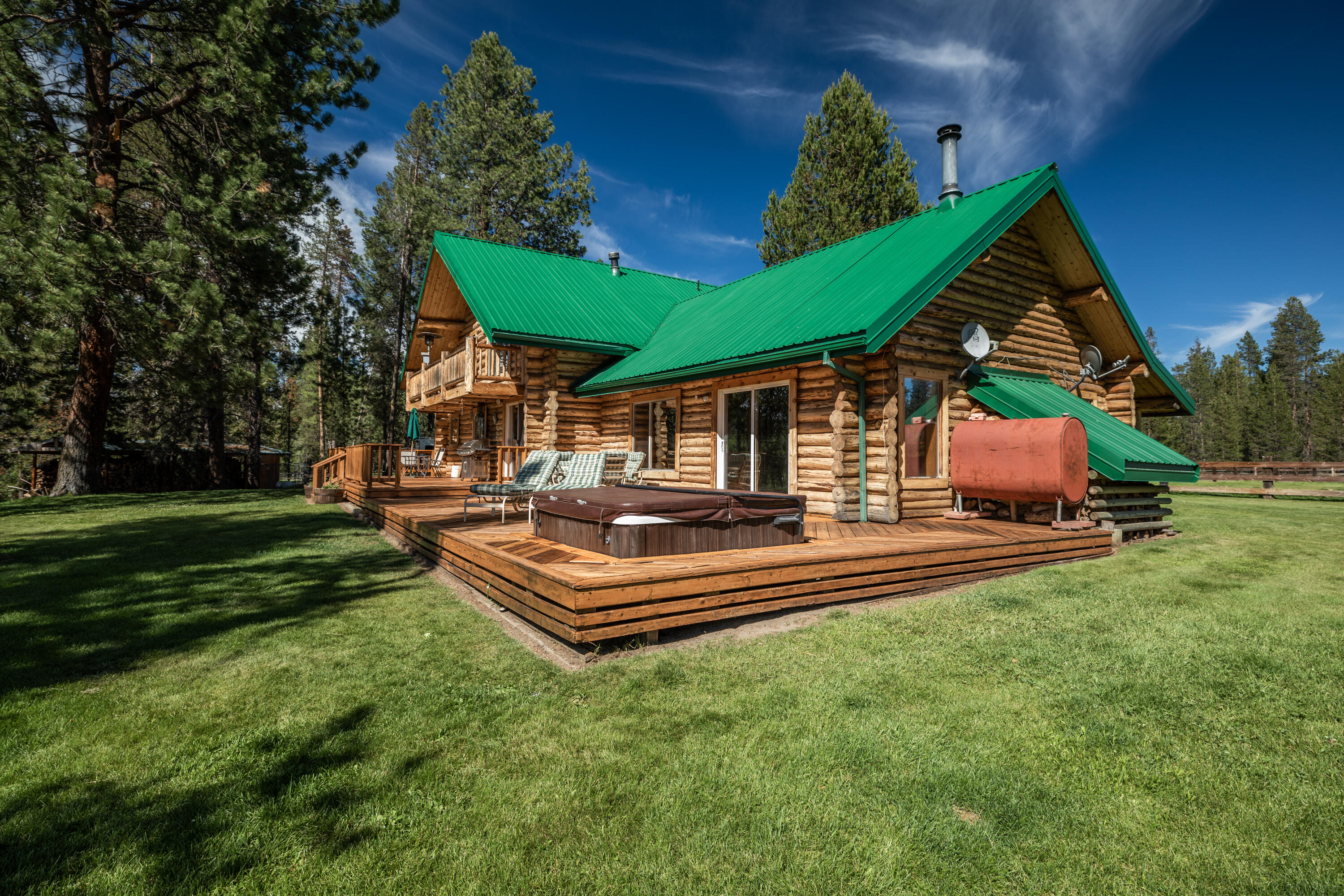 Wagon Trail Acreages - Residential