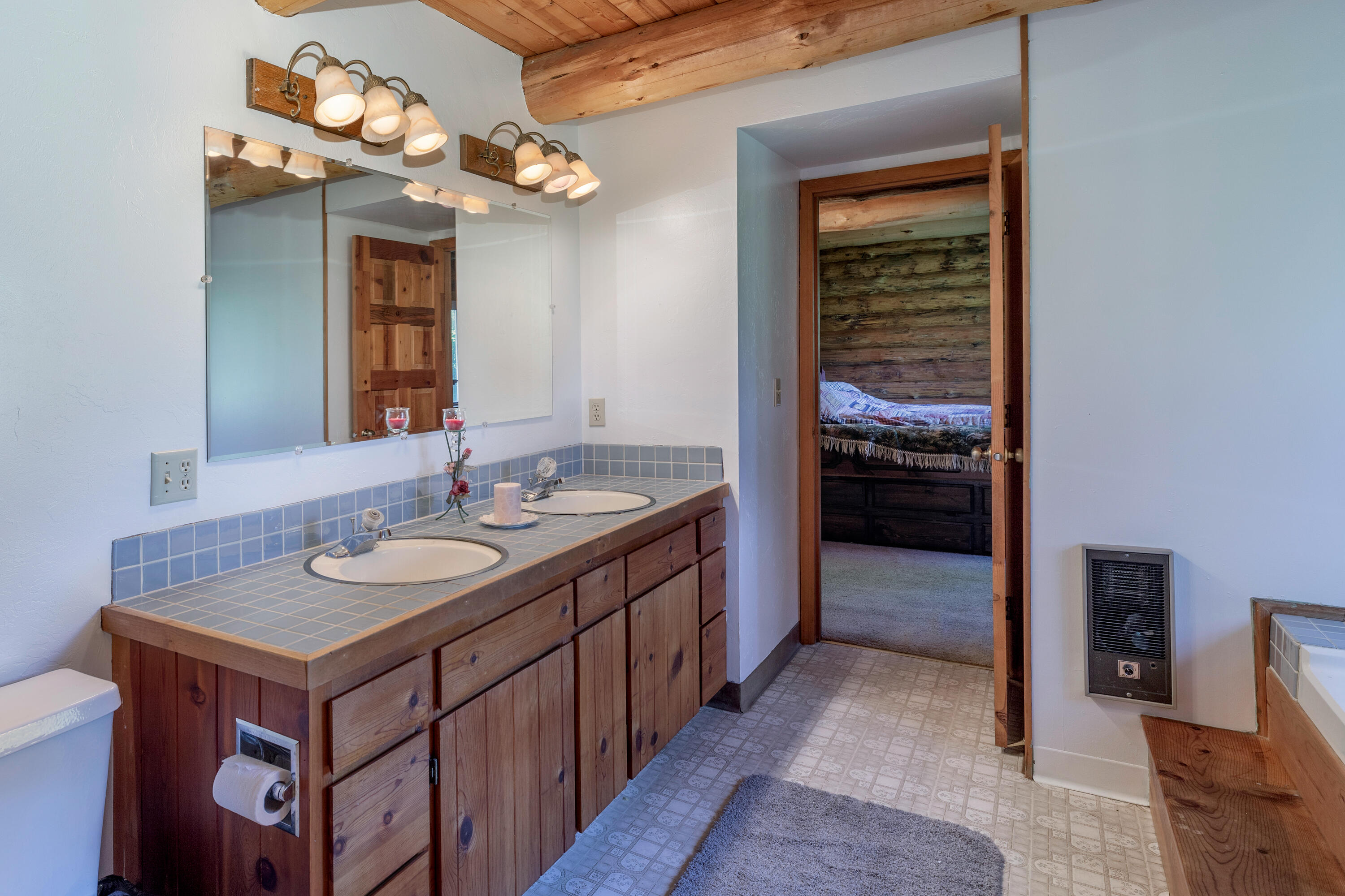 Wagon Trail Acreages - Residential