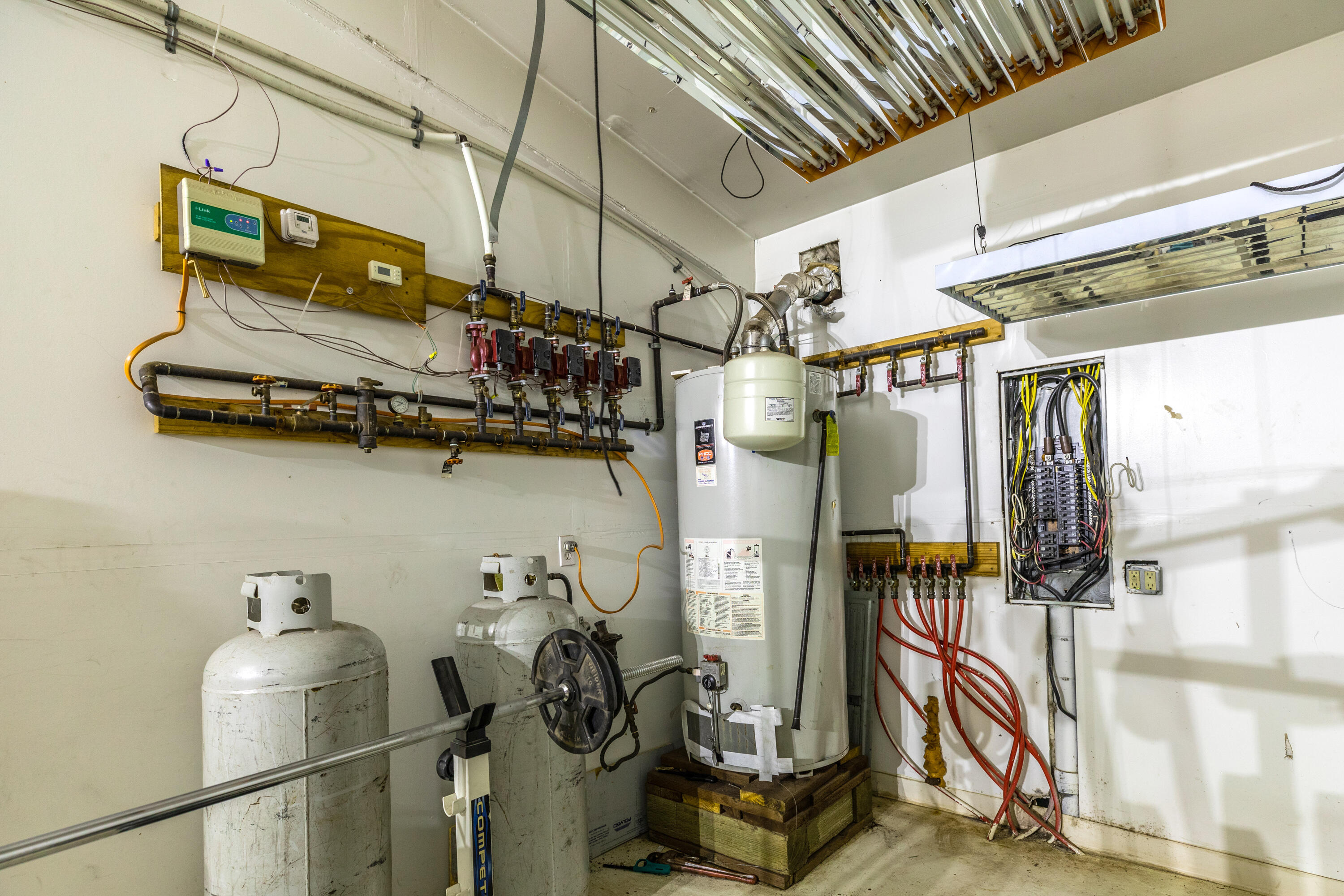 Wagon Trail Acreages - Residential