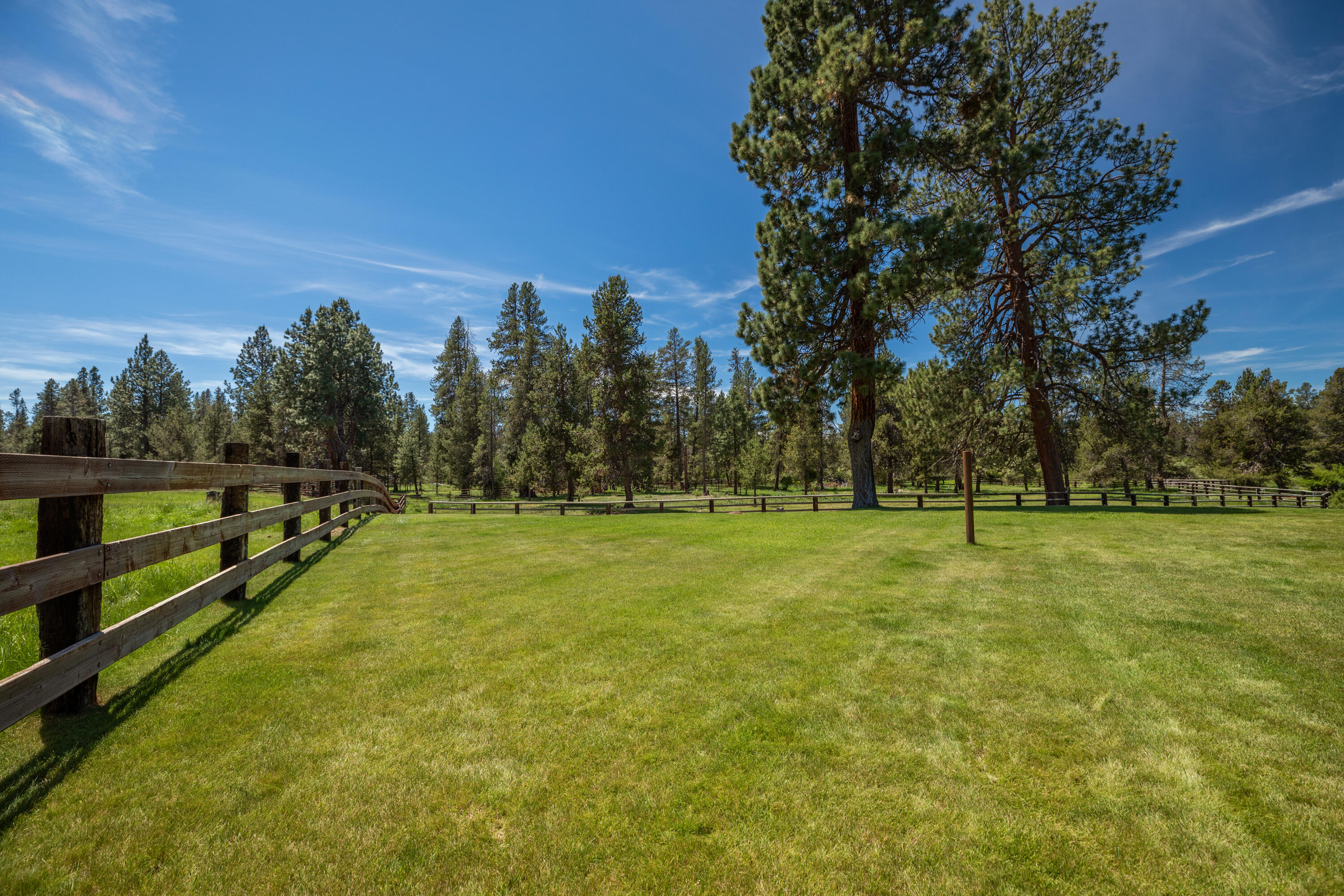 Wagon Trail Acreages - Residential