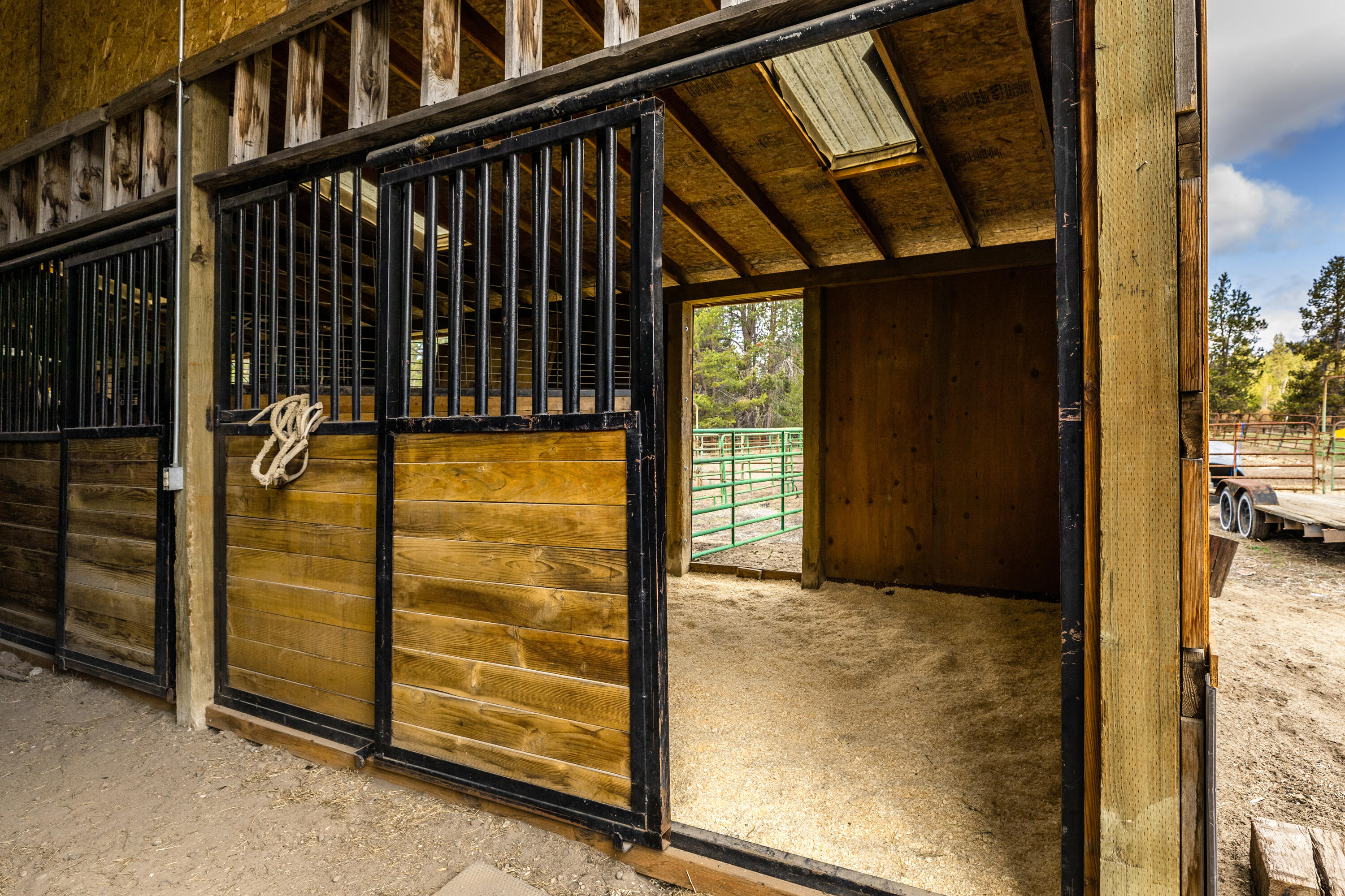 Wagon Trail Acreages - Residential