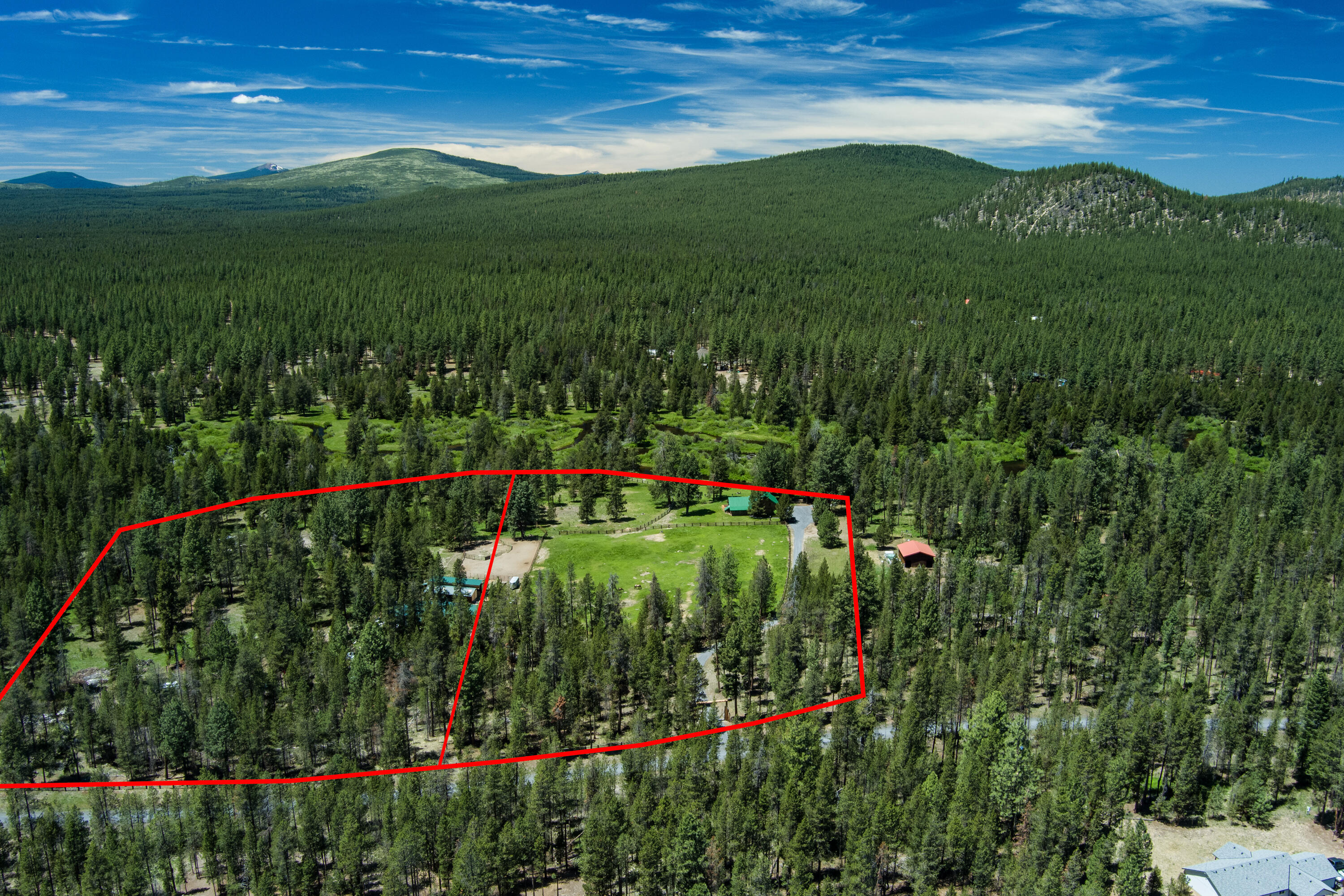 Wagon Trail Acreages - Residential