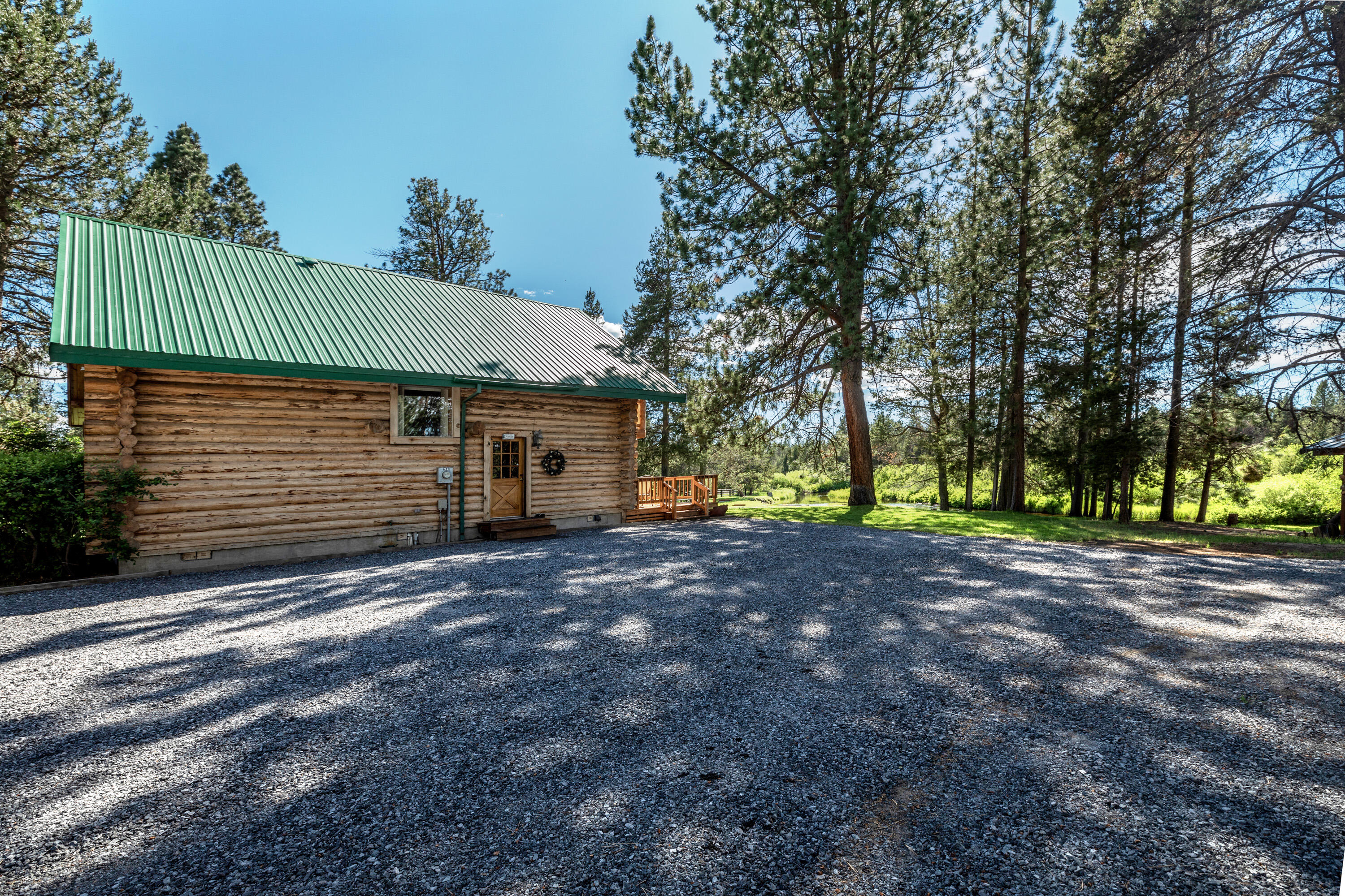 Wagon Trail Acreages - Residential