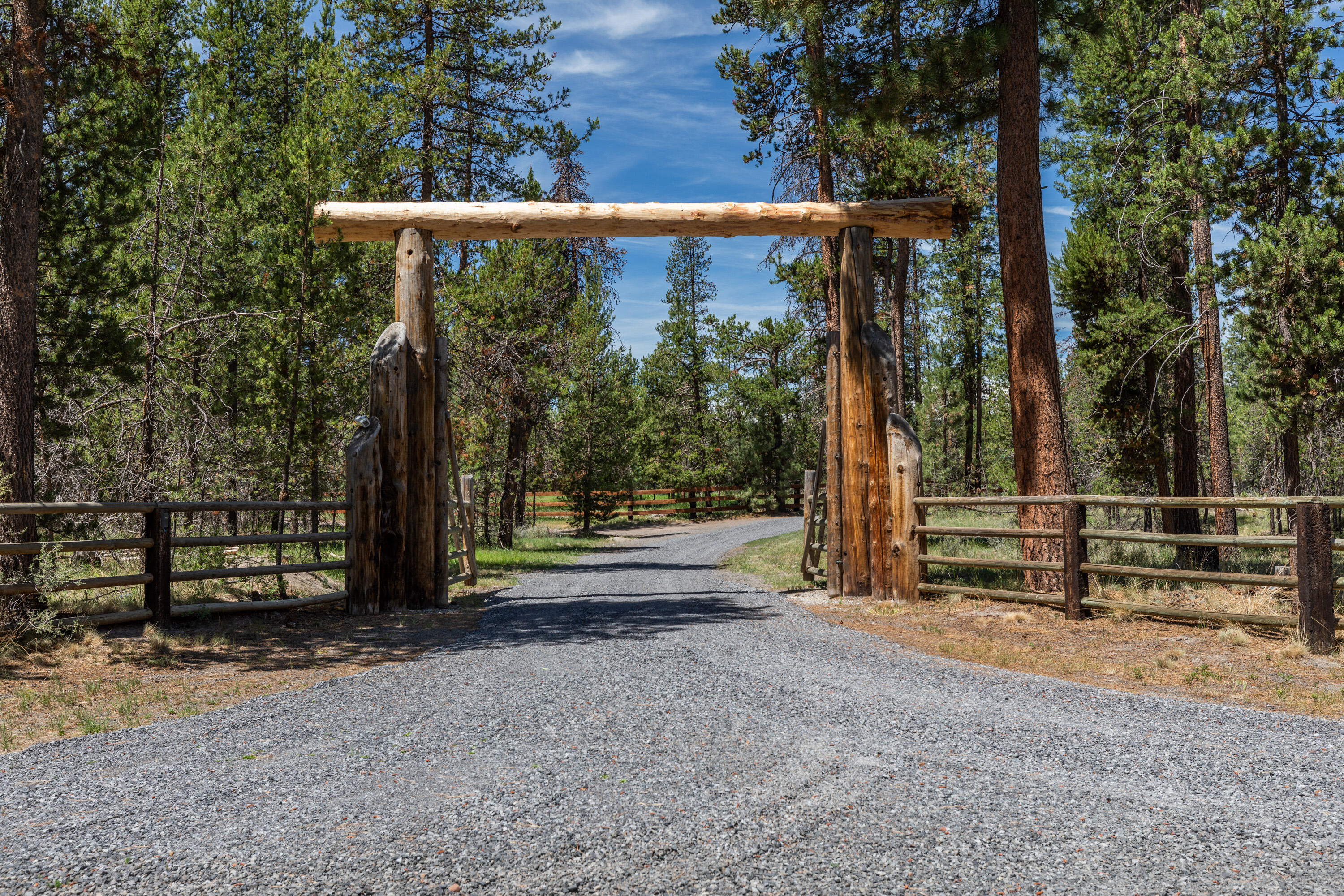 Wagon Trail Acreages - Residential