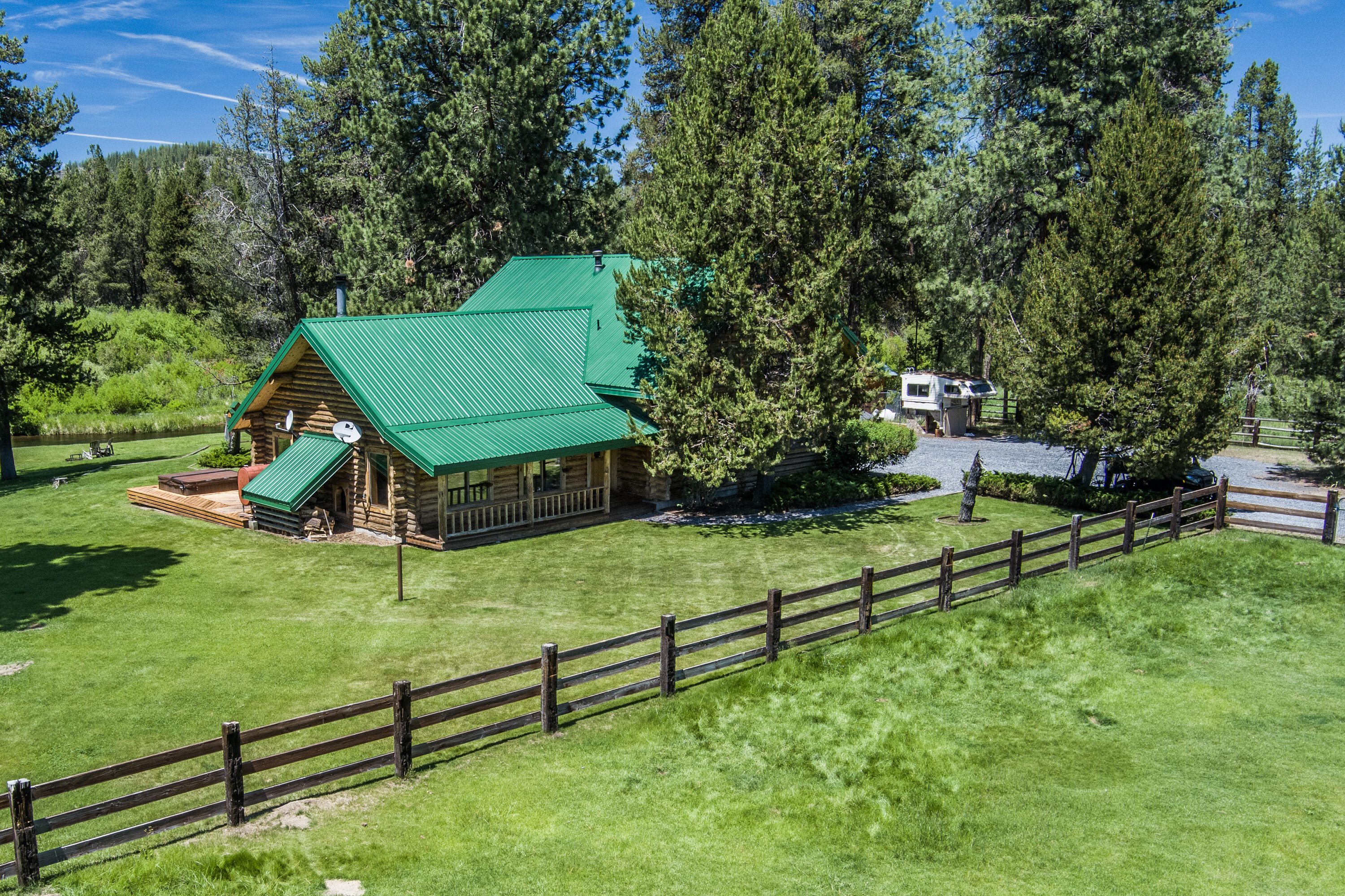 Wagon Trail Acreages - Residential