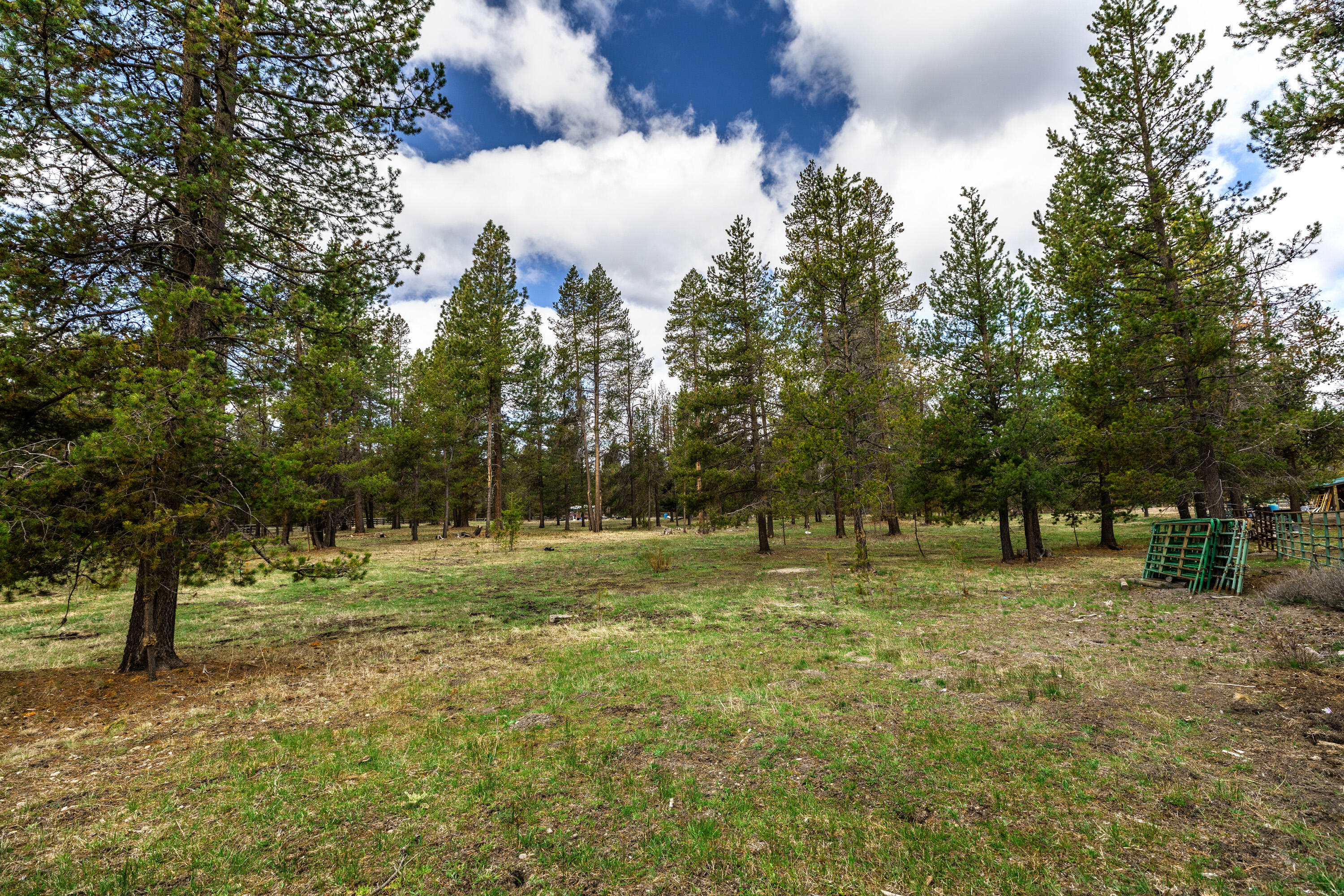 Wagon Trail Acreages - Residential