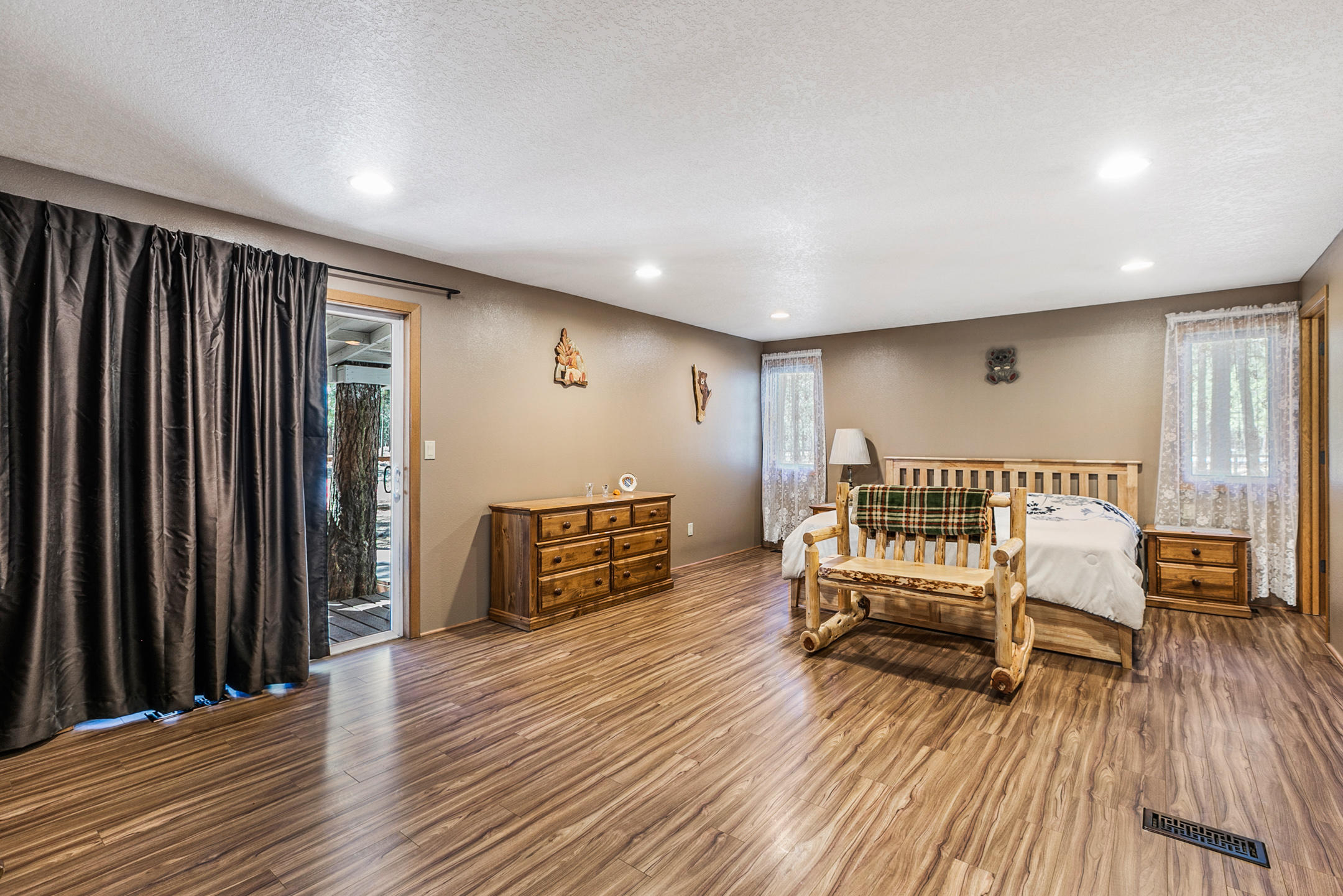 Ponderosa Pines - Residential