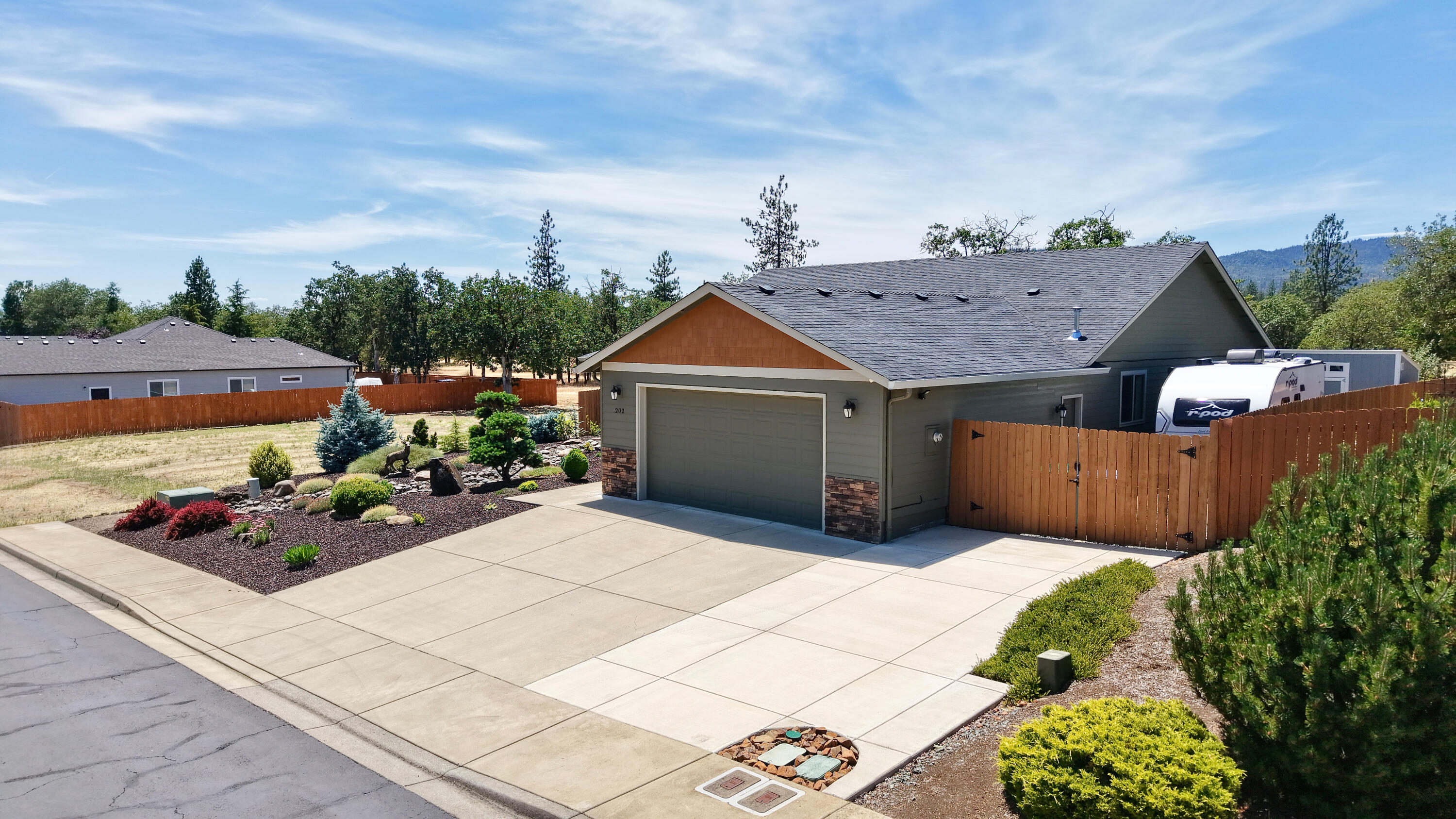 White Oak Ridge - Residential