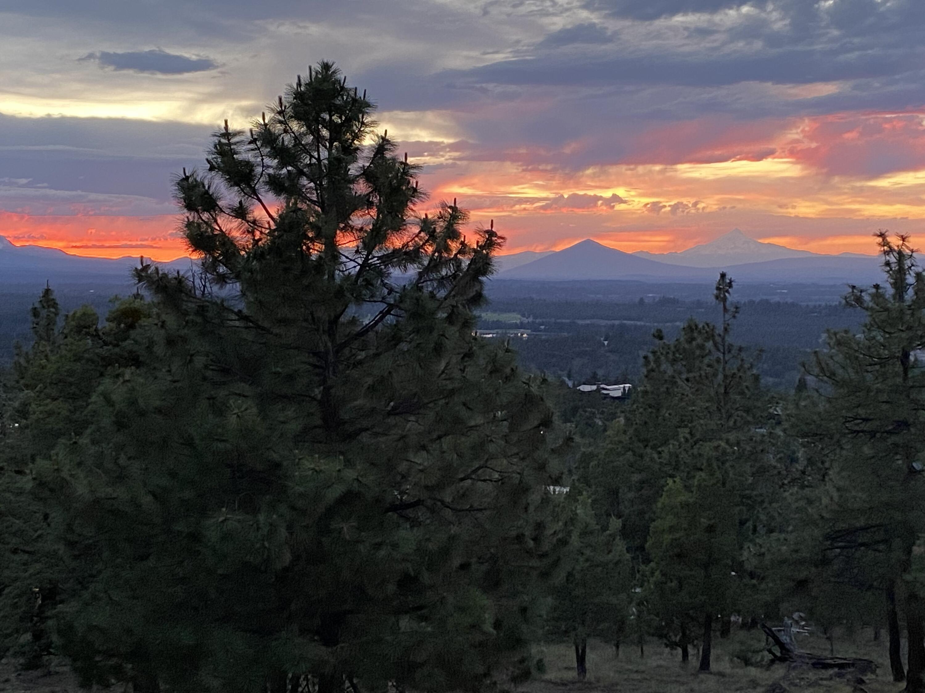 Awbrey Butte - Residential