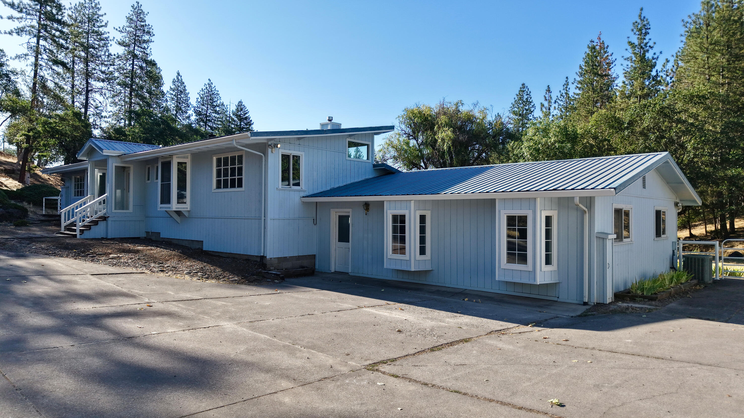 461 Sawyer Road