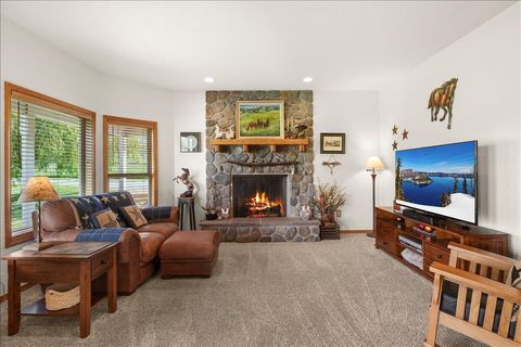 Tiny photo for 900 Butler Creek Road, Ashland, OR 97520 (MLS # 220219409)