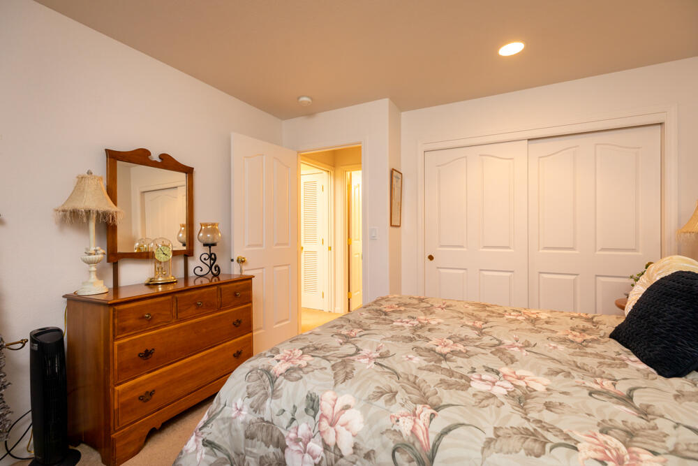 Shield Crest - Residential