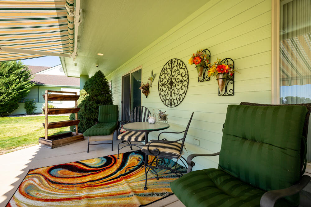 Shield Crest - Residential