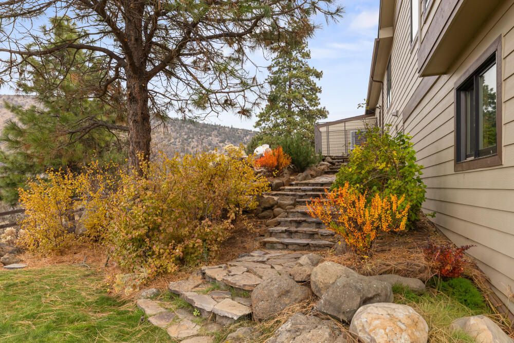 Gray Rock - Residential