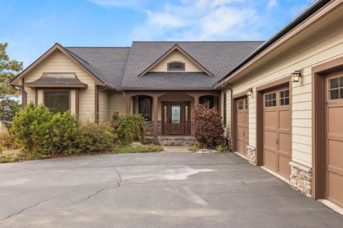 Tiny photo for 6346 Stoneridge Drive, Klamath Falls, OR 97601 (MLS # 220211677)