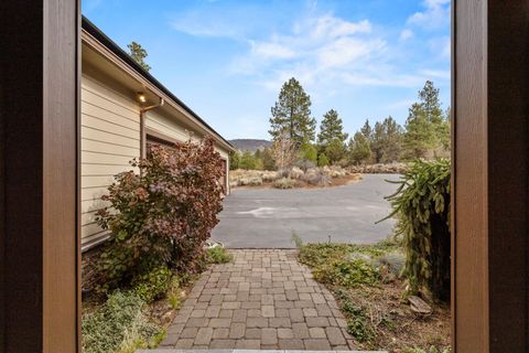 Tiny photo for 6346 Stoneridge Drive, Klamath Falls, OR 97601 (MLS # 220211677)