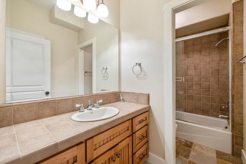 Tiny photo for 6346 Stoneridge Drive, Klamath Falls, OR 97601 (MLS # 220211677)