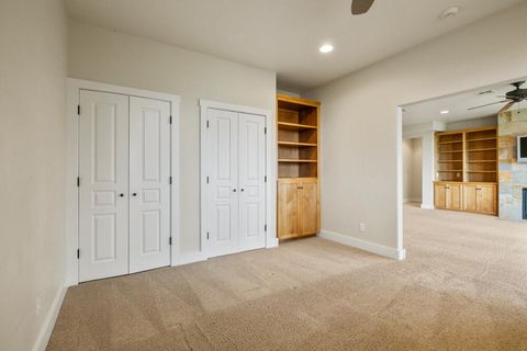 Tiny photo for 6346 Stoneridge Drive, Klamath Falls, OR 97601 (MLS # 220211677)