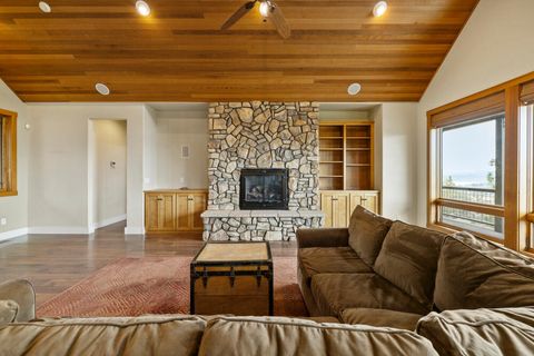 Tiny photo for 6346 Stoneridge Drive, Klamath Falls, OR 97601 (MLS # 220211677)