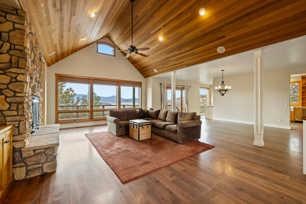 Gray Rock - Residential