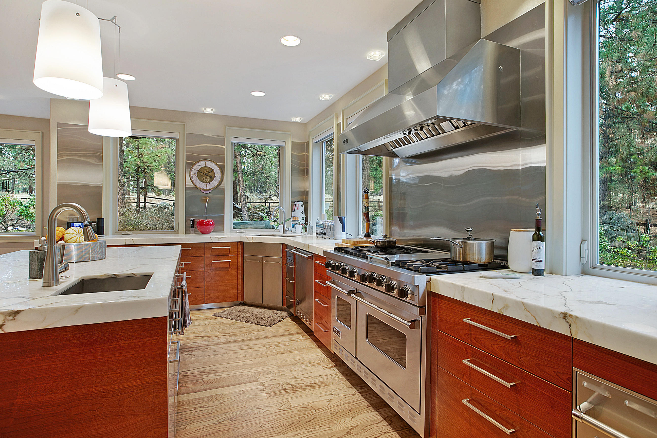 Skyliner Summit - Residential