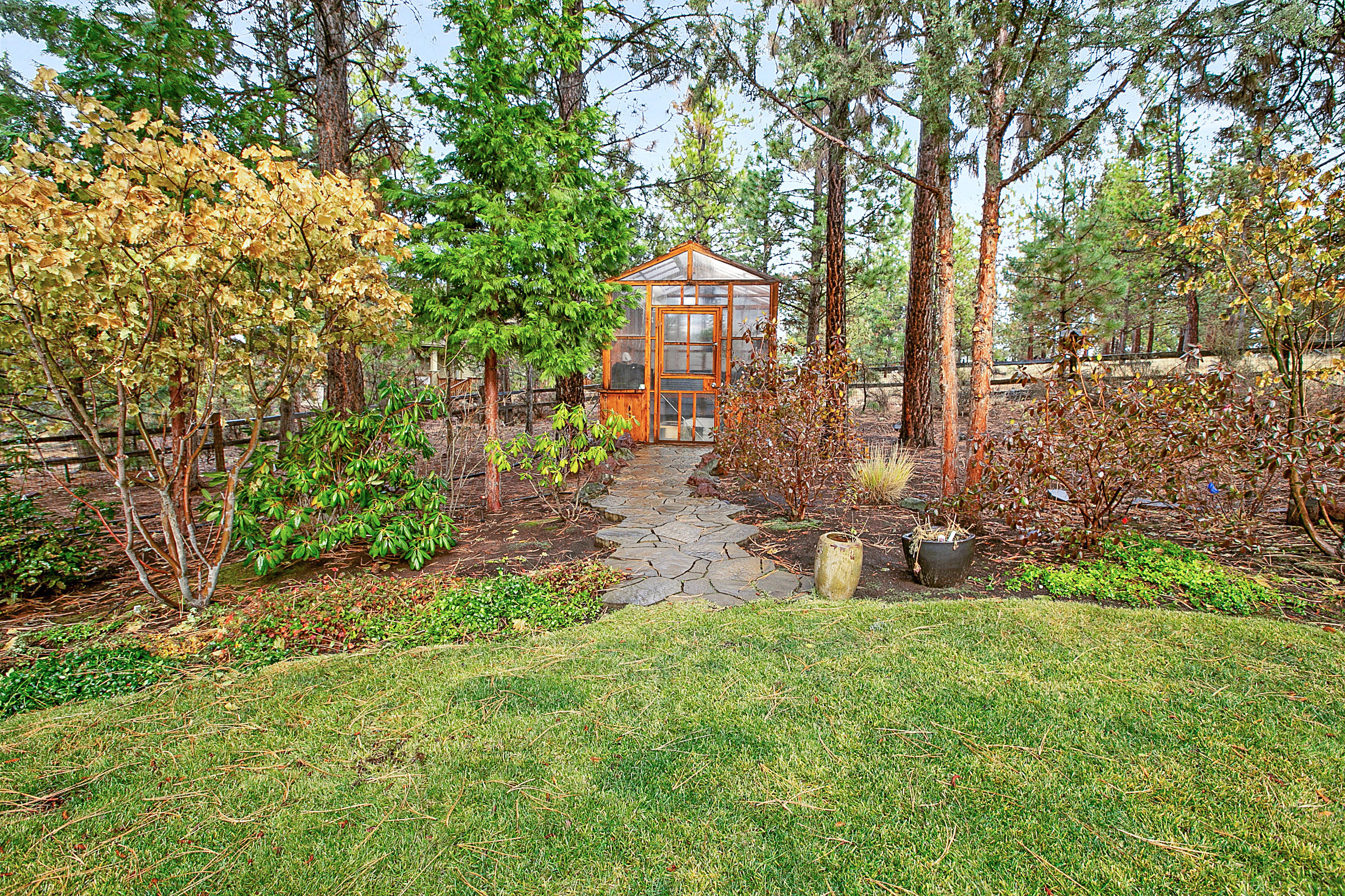 Skyliner Summit - Residential