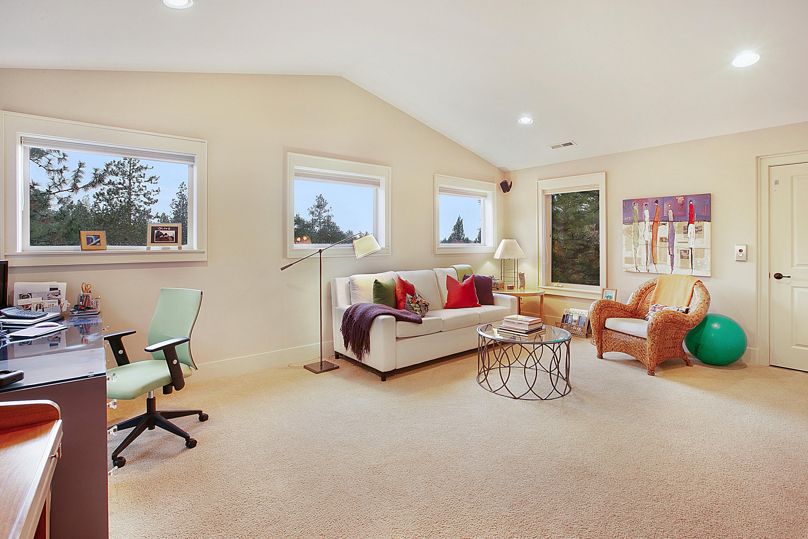 Skyliner Summit - Residential