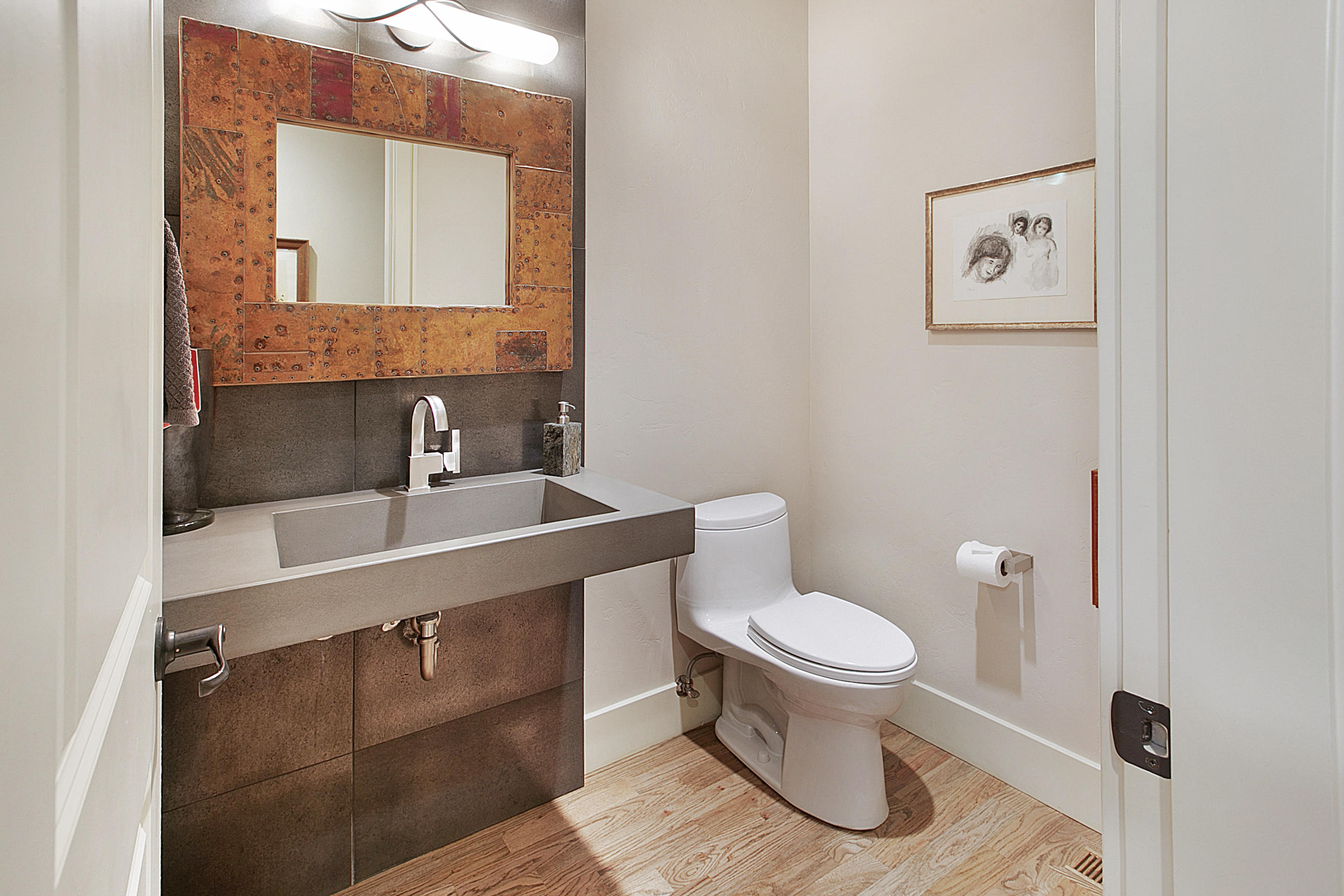 Skyliner Summit - Residential