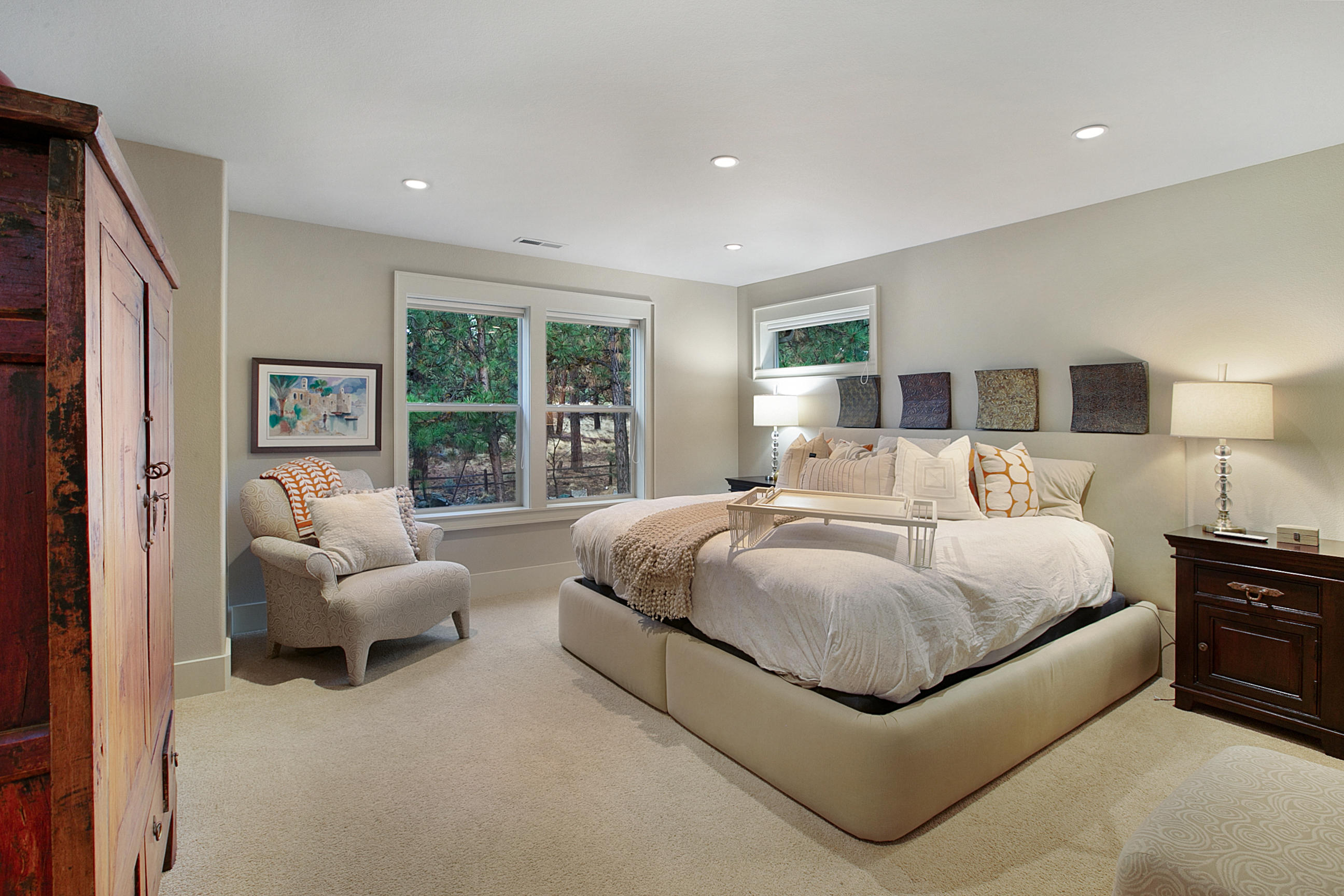 Skyliner Summit - Residential