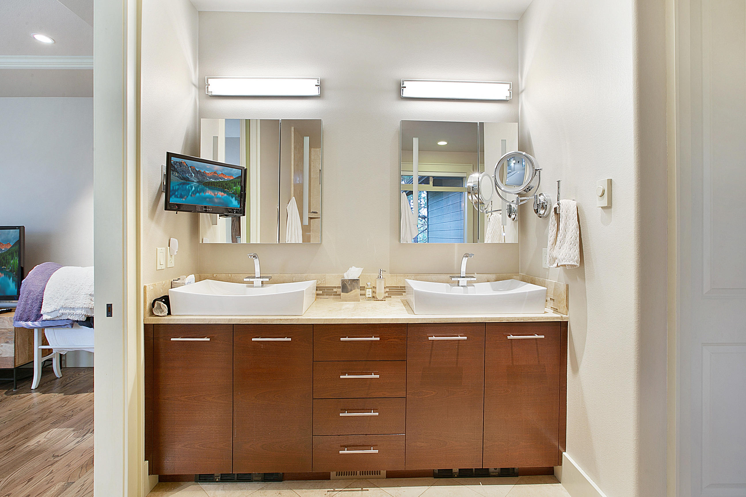 Skyliner Summit - Residential