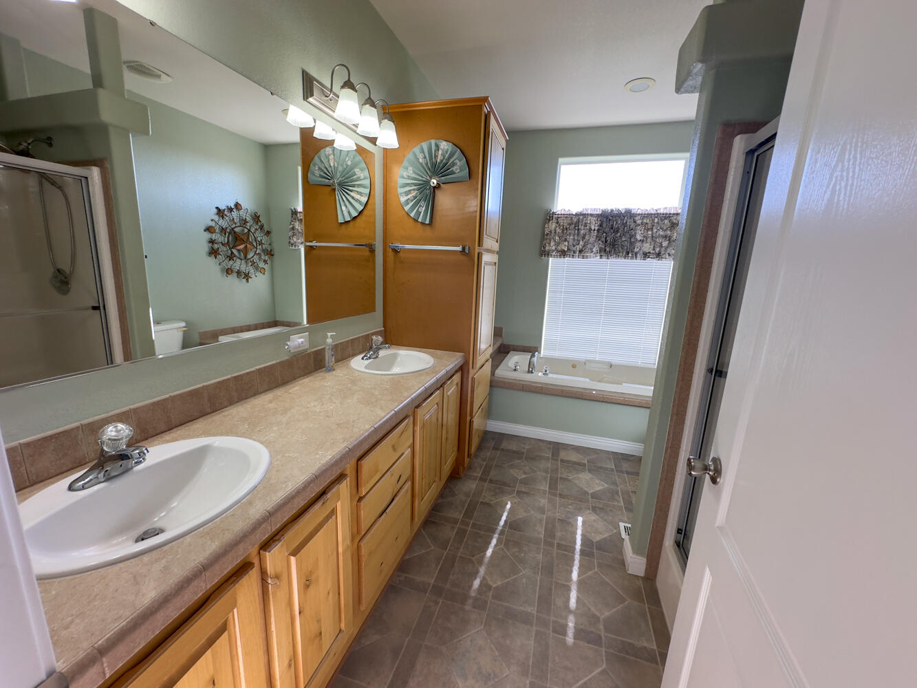 Christmas Valley Unit5 - Residential