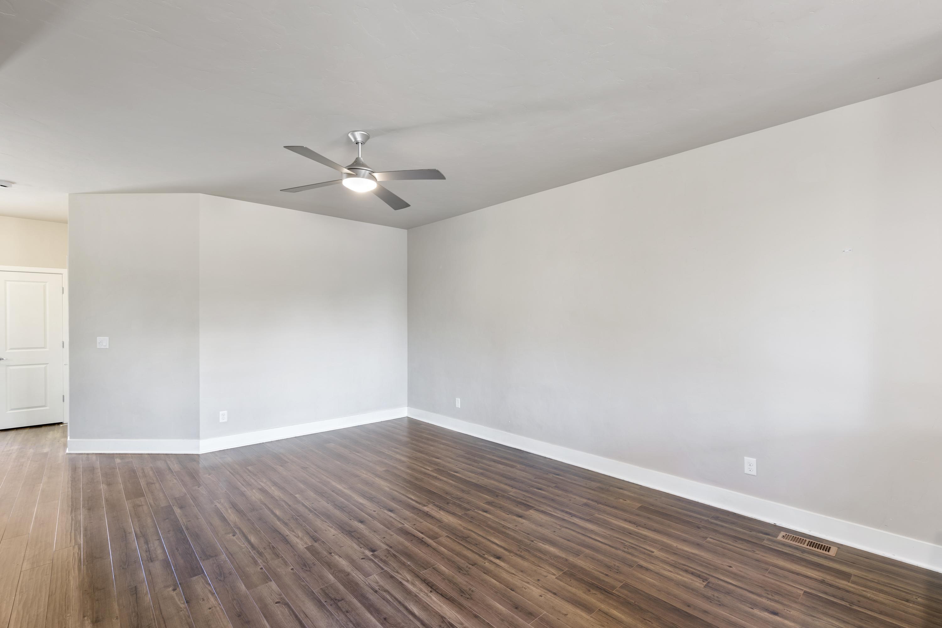 8th Street Cottages - Residential