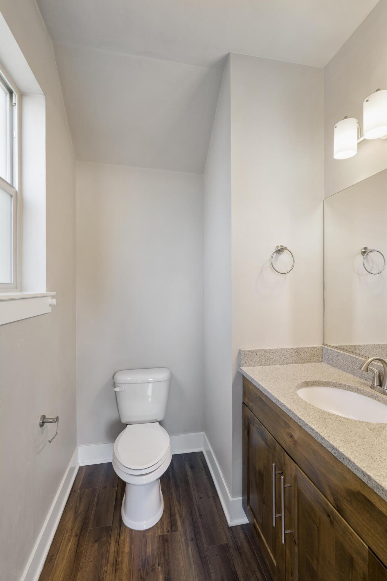 8th Street Cottages - Residential