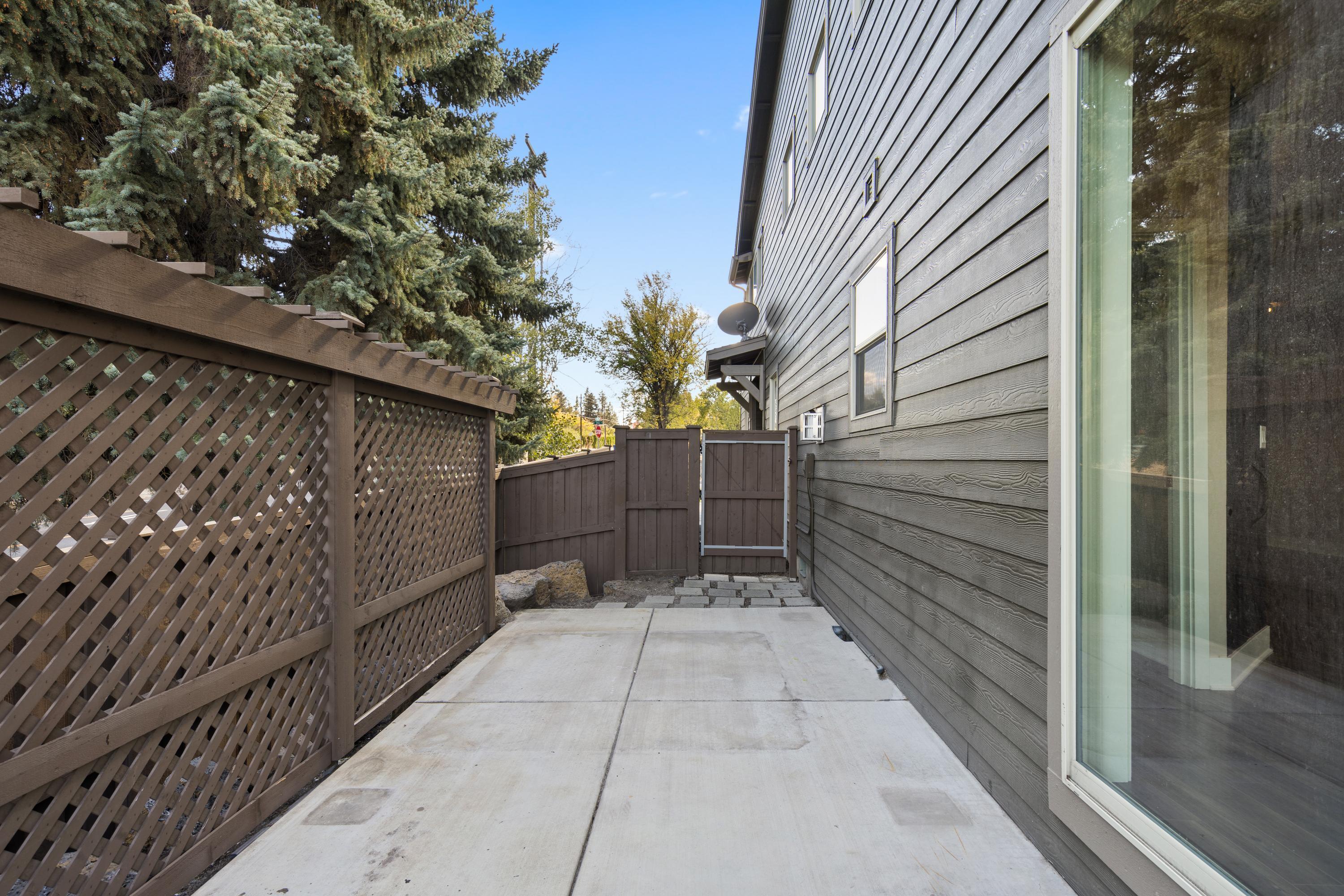 8th Street Cottages - Residential