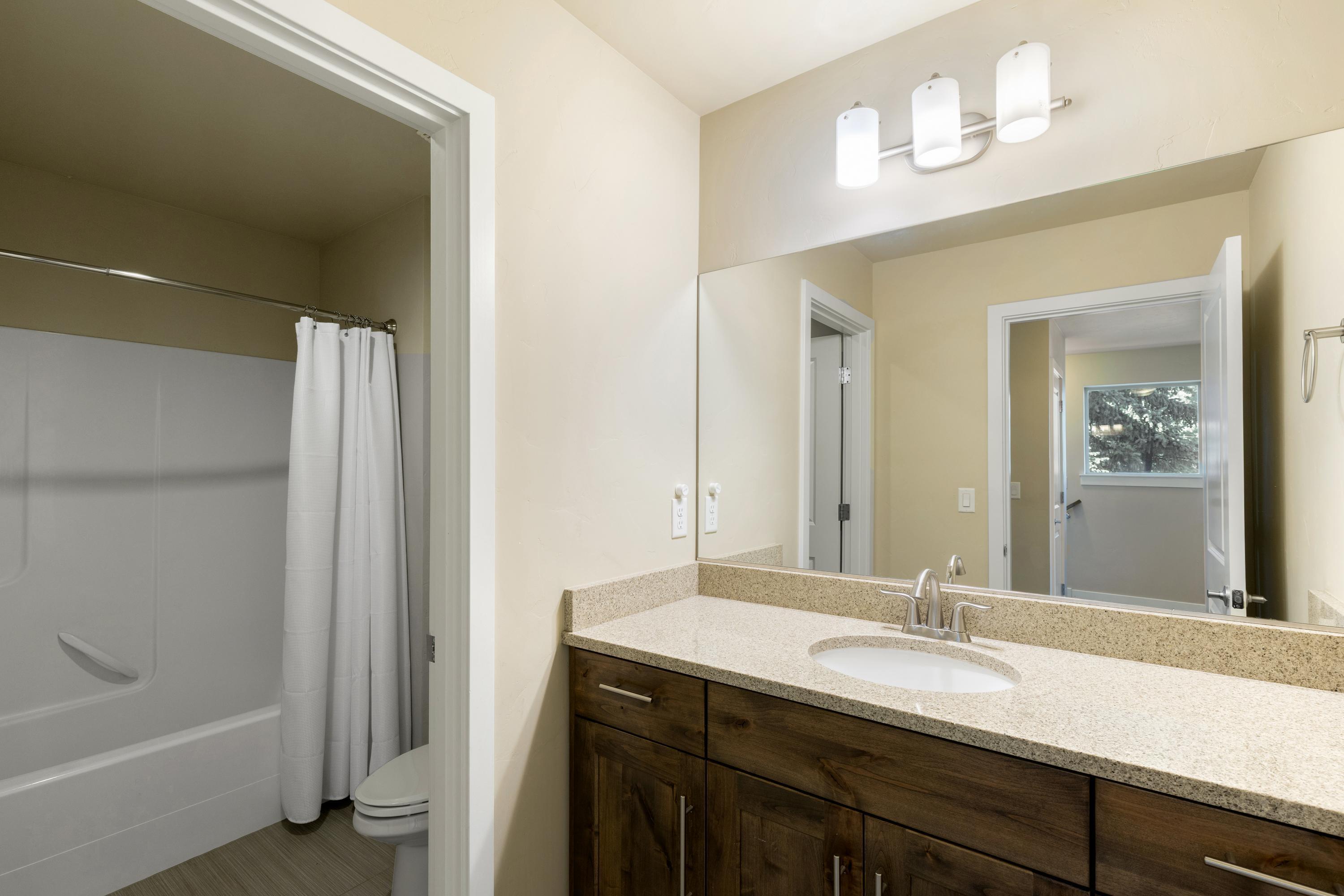 8th Street Cottages - Residential