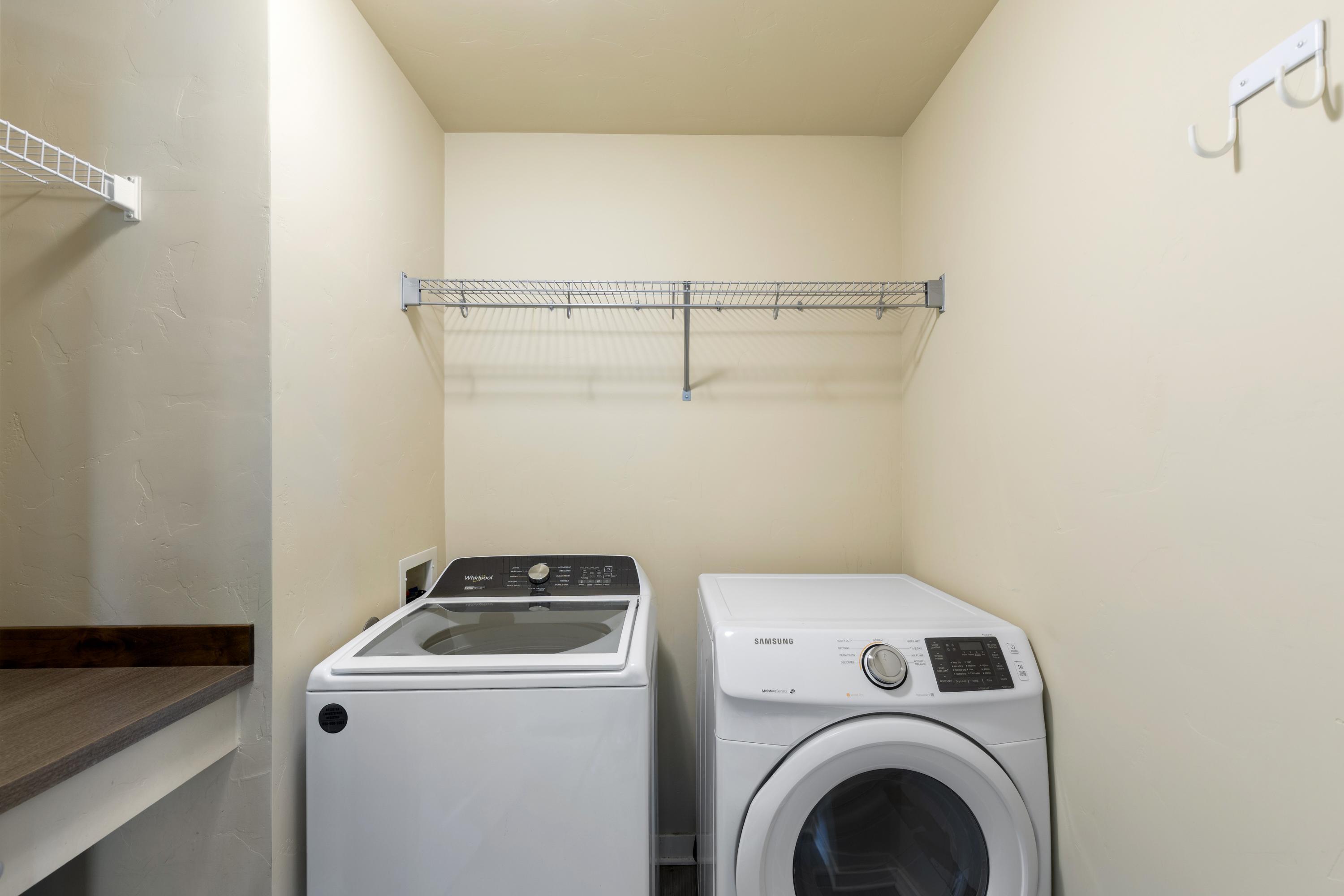 8th Street Cottages - Residential