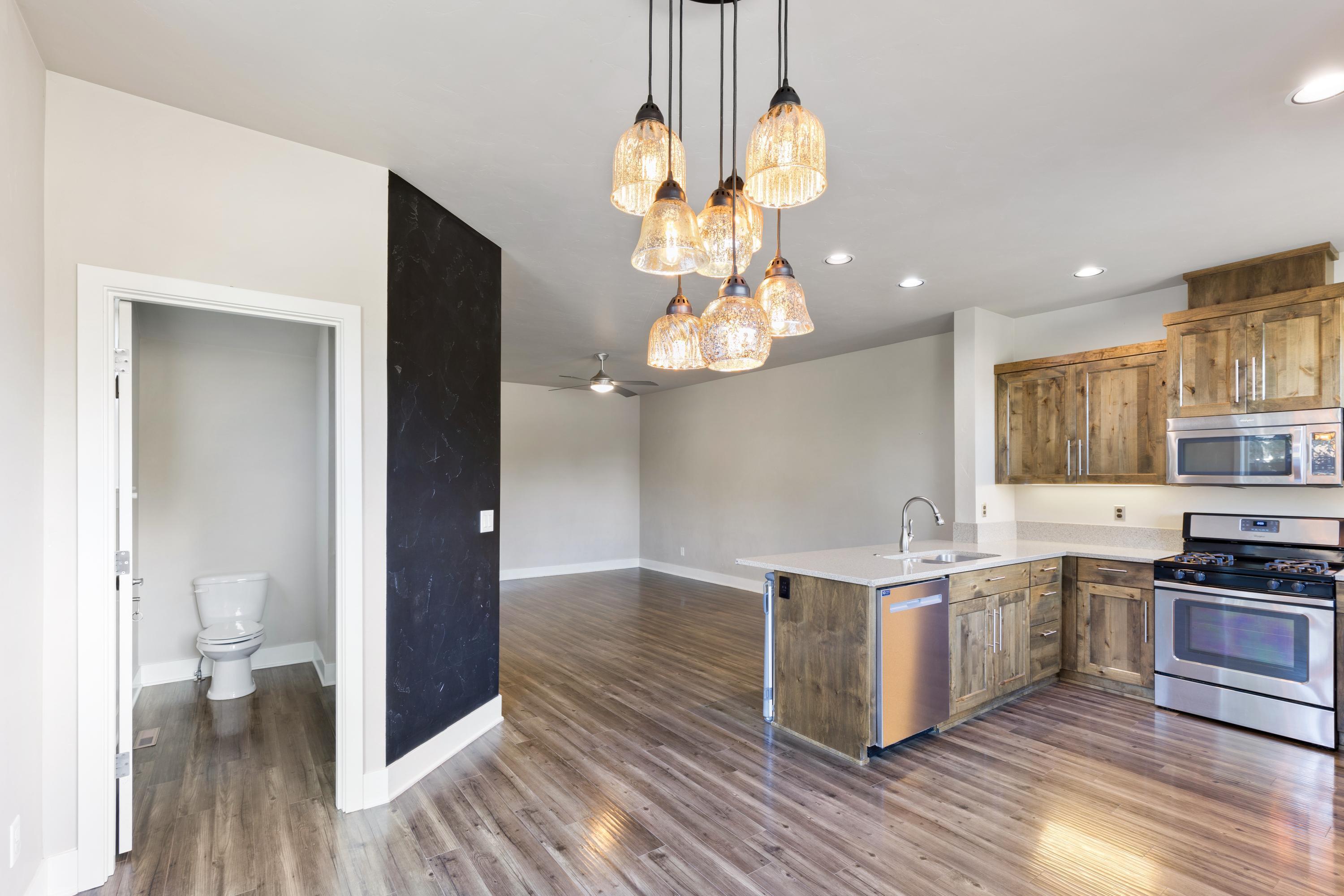 8th Street Cottages - Residential