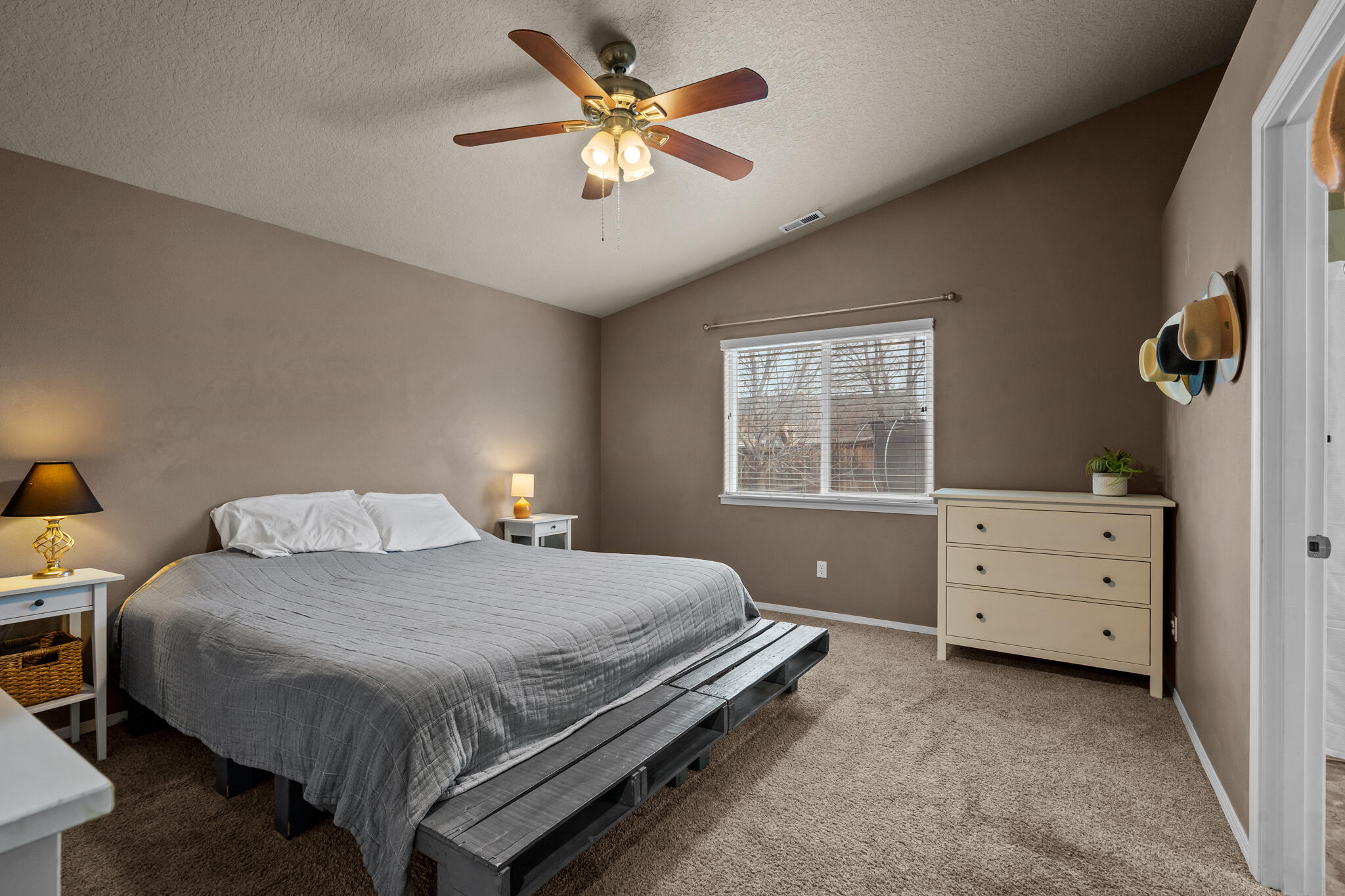 Empire Crossing - Residential