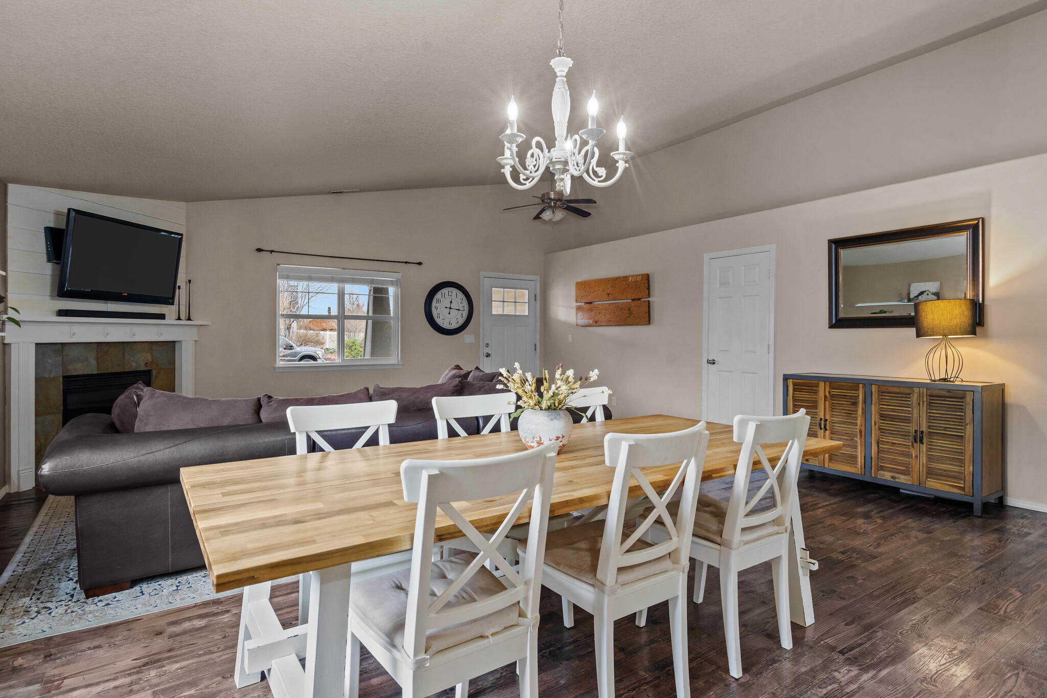 Empire Crossing - Residential