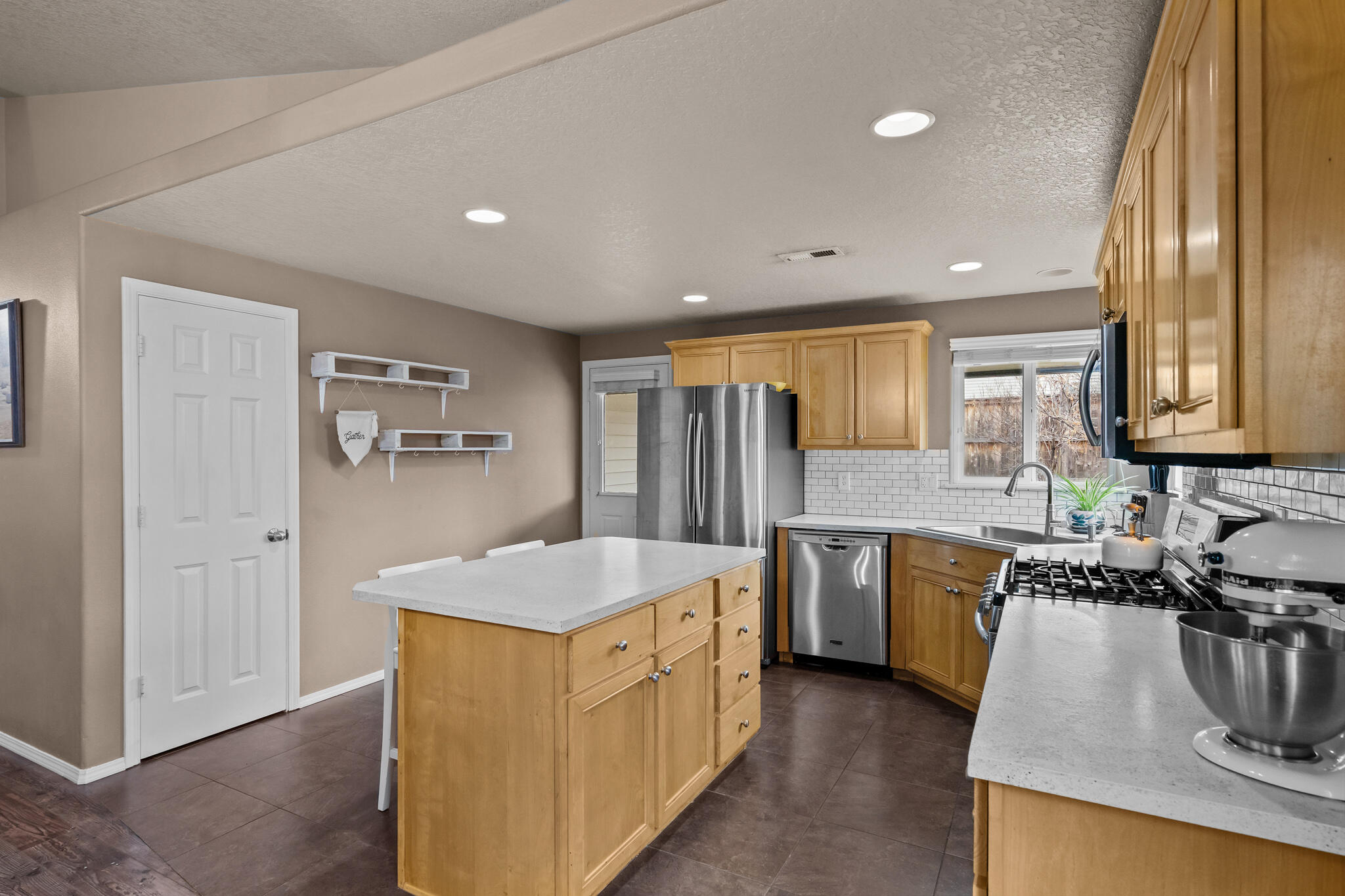 Empire Crossing - Residential