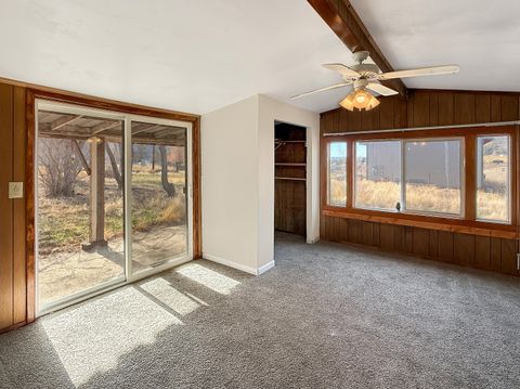 Tiny photo for 643 NE Coles Road, Prineville, OR 97754 (MLS # 220212911)