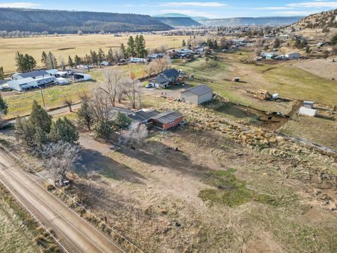 Tiny photo for 643 NE Coles Road, Prineville, OR 97754 (MLS # 220212911)