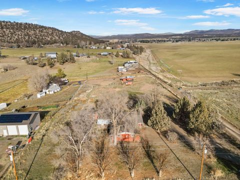 Tiny photo for 643 NE Coles Road, Prineville, OR 97754 (MLS # 220212911)