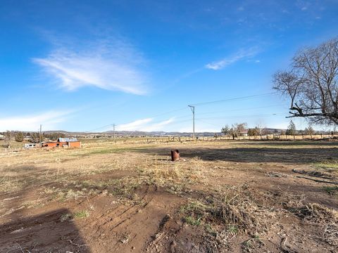Tiny photo for 643 NE Coles Road, Prineville, OR 97754 (MLS # 220212911)
