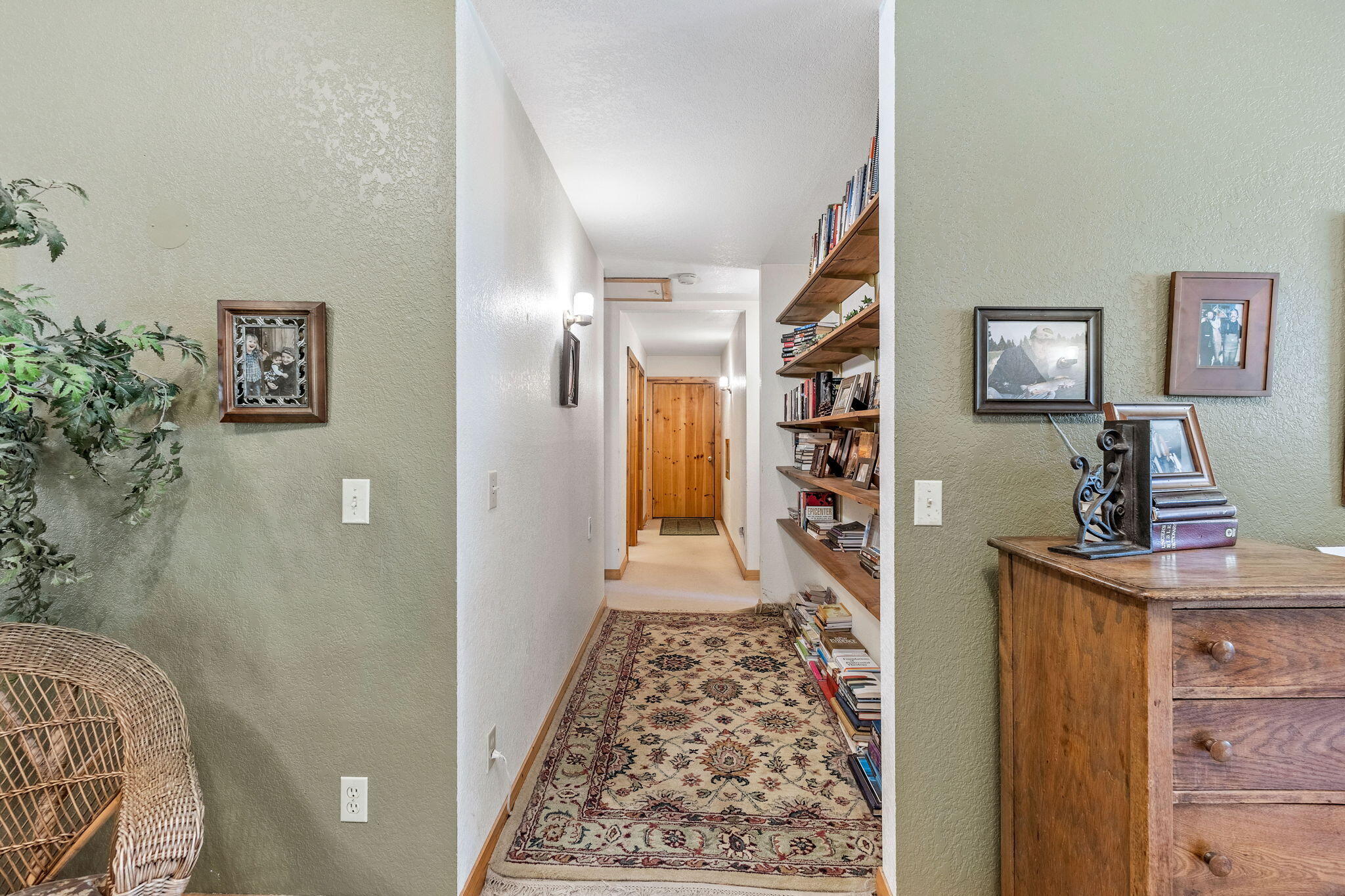 Panoramic View Est - Residential