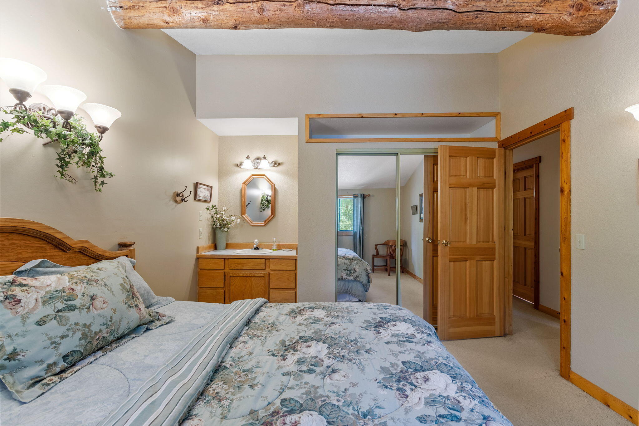 Panoramic View Est - Residential