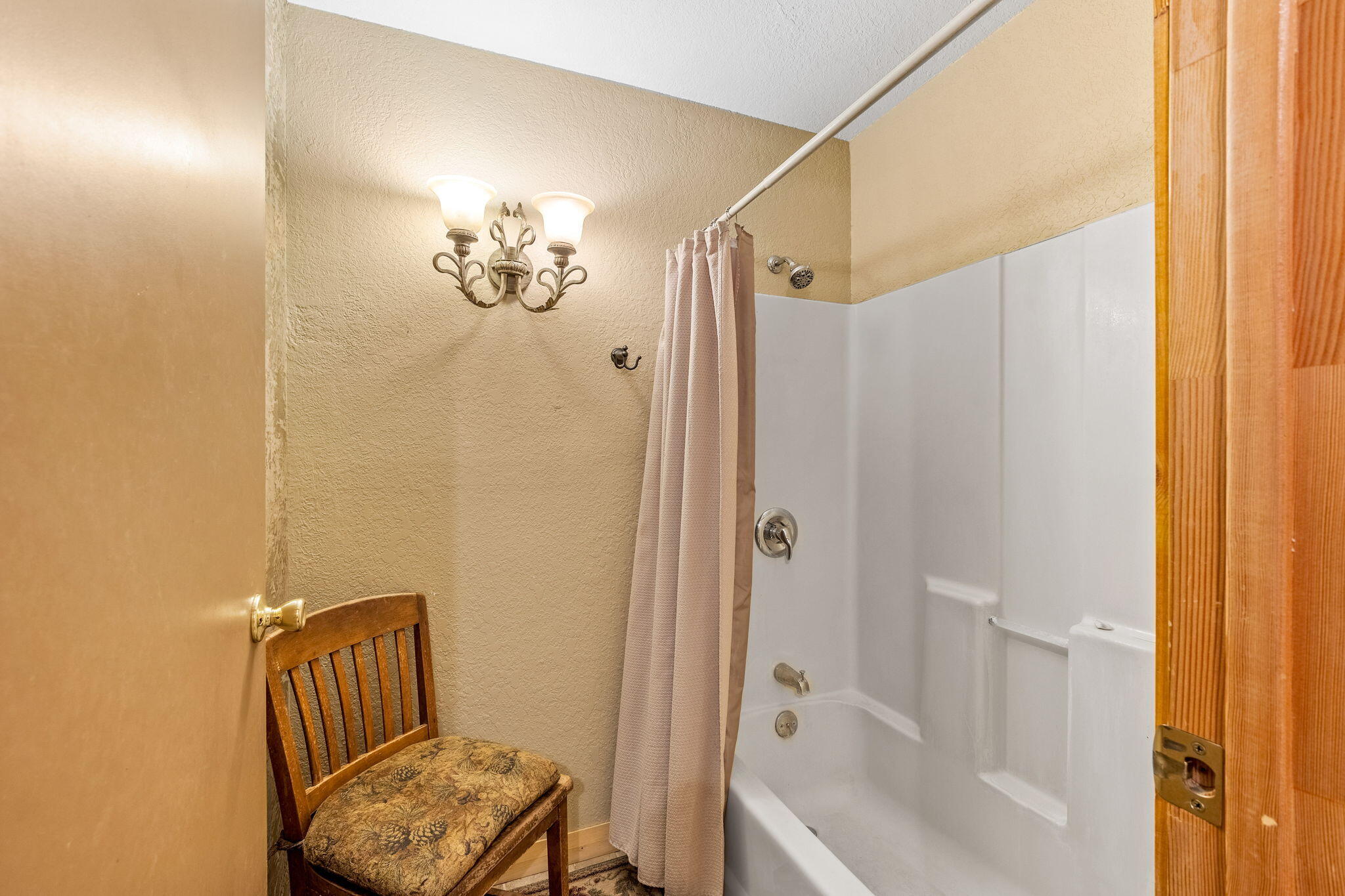 Panoramic View Est - Residential